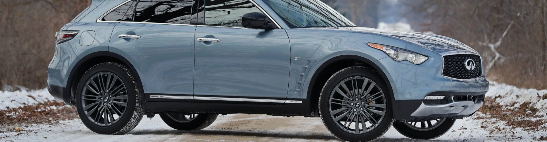 Direct4x4 Accessories UK | Infiniti Side Steps, Side Bars & Running Boards