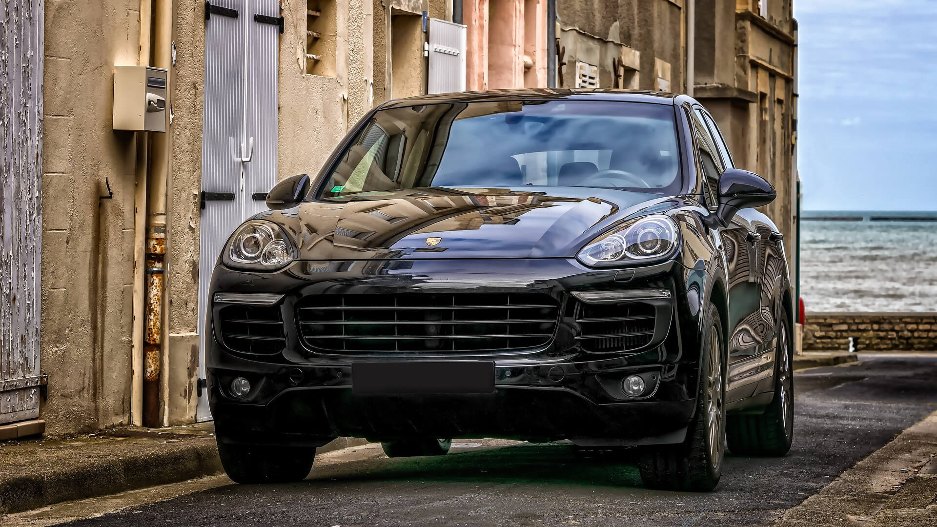Direct4x4 Accessories for Porsche Vehicles