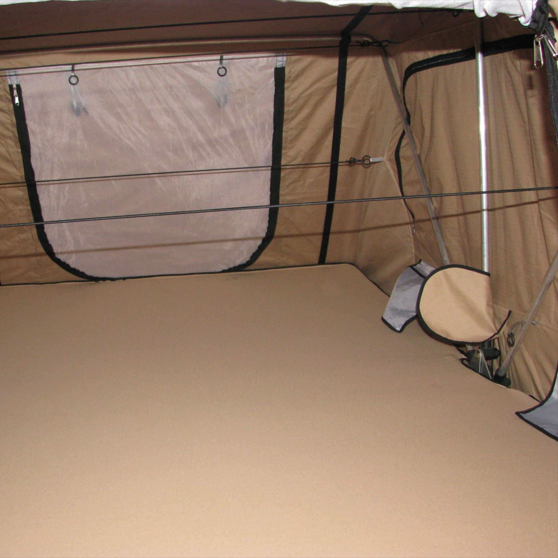 Direct4x4 Roof Top Tents Forest Green Expedition Foldout 3-Person Roof Top Camping Tent