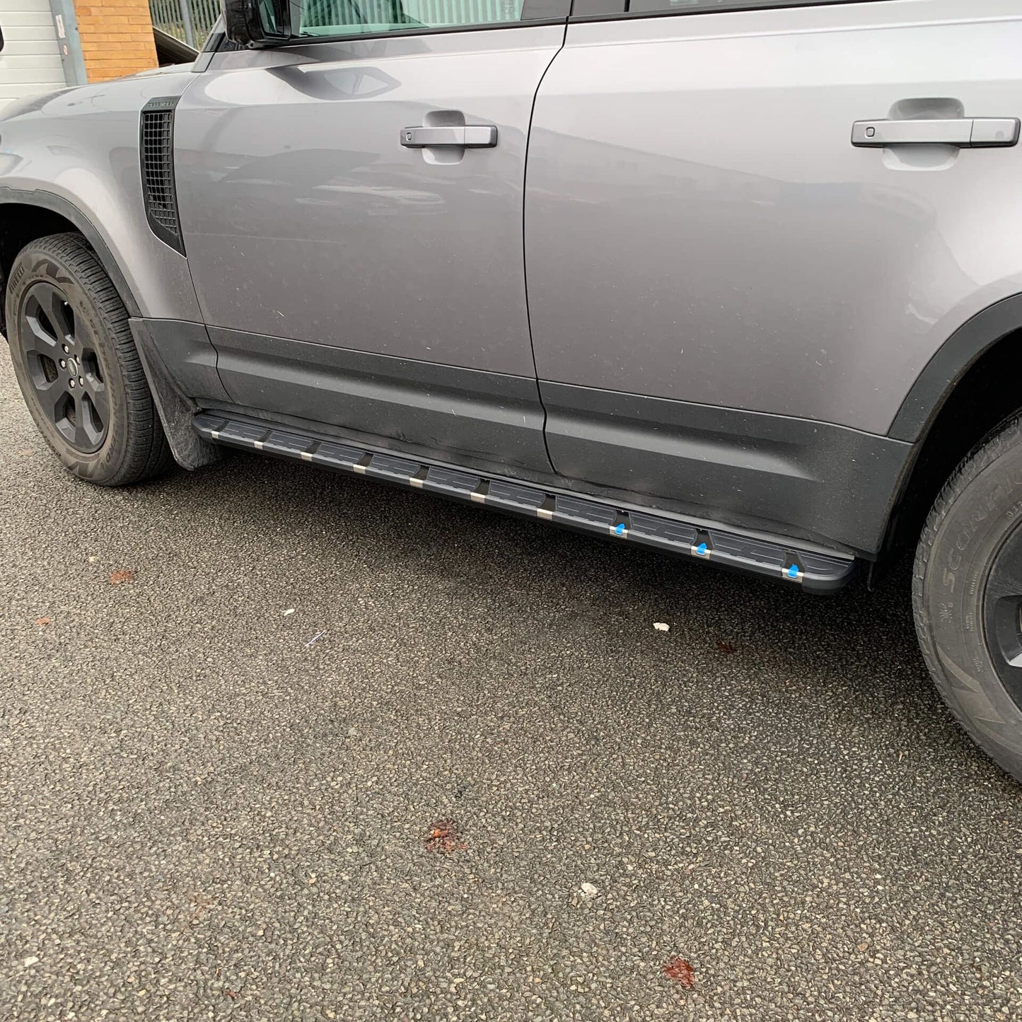 Direct4x4 Side Steps and Bars Aftermarket Side Steps Running Boards for the Land Rover Defender 110 2020+
