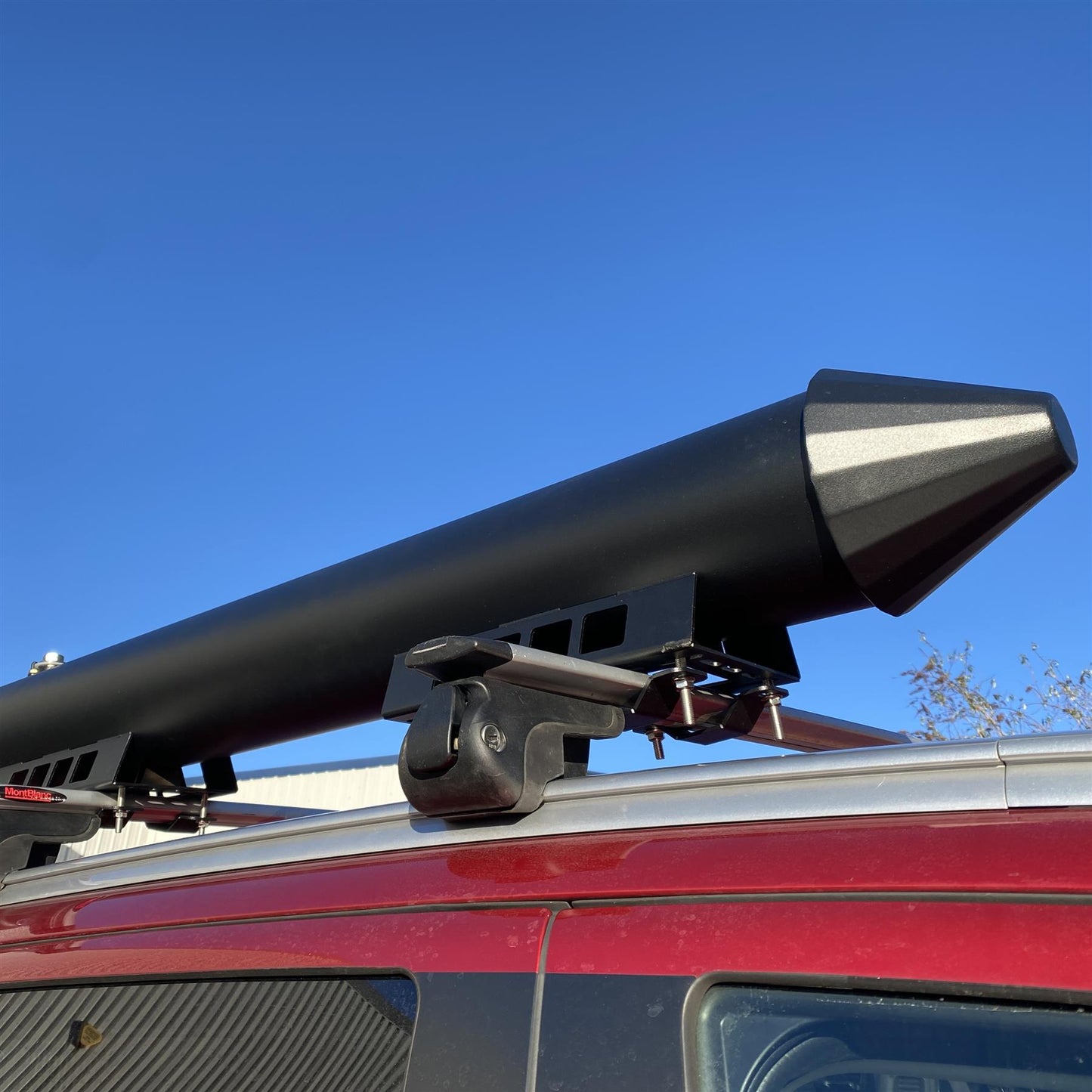 Direct4x4 Expedition Camping Showers Portable Pressurised 25 Litre Water Shower Tube