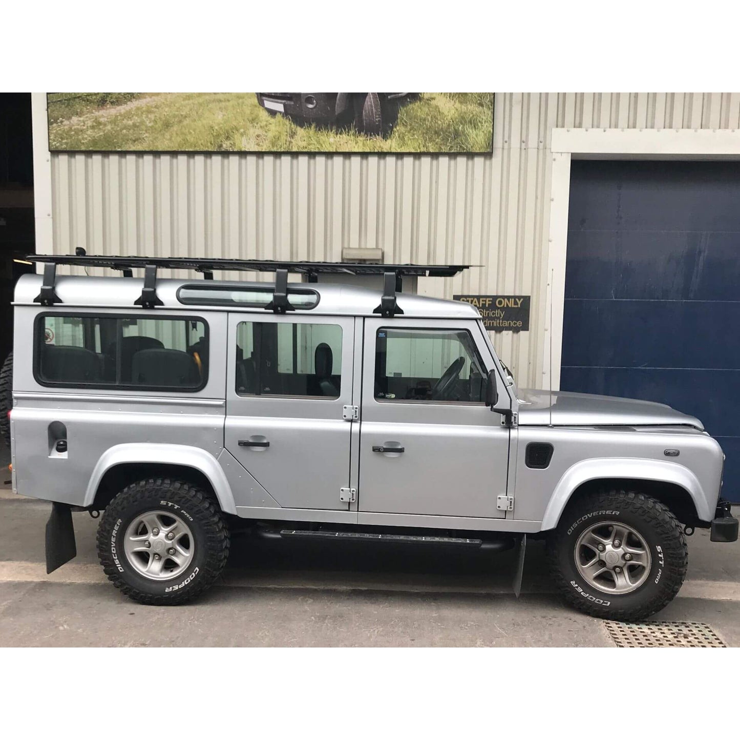Direct4x4 Roof Racks Expedition Steel Flat Roof Rack for Land Rover Defender 110 1971-2016