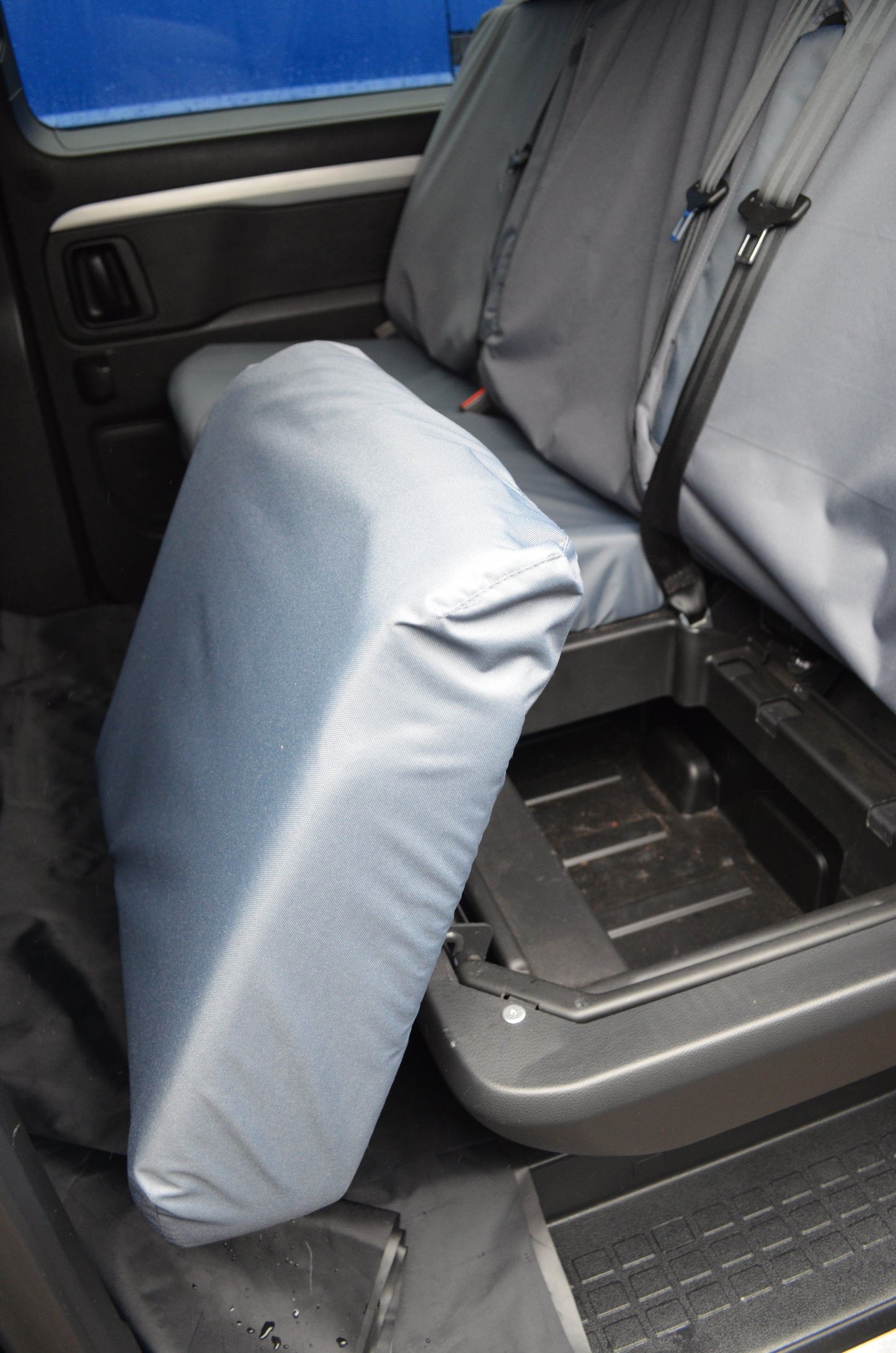 Turtle Covers Seats Tailored Seat Covers Fits Peugeot e-Expert 2020+ Crew Cab Tailored Seat Covers
