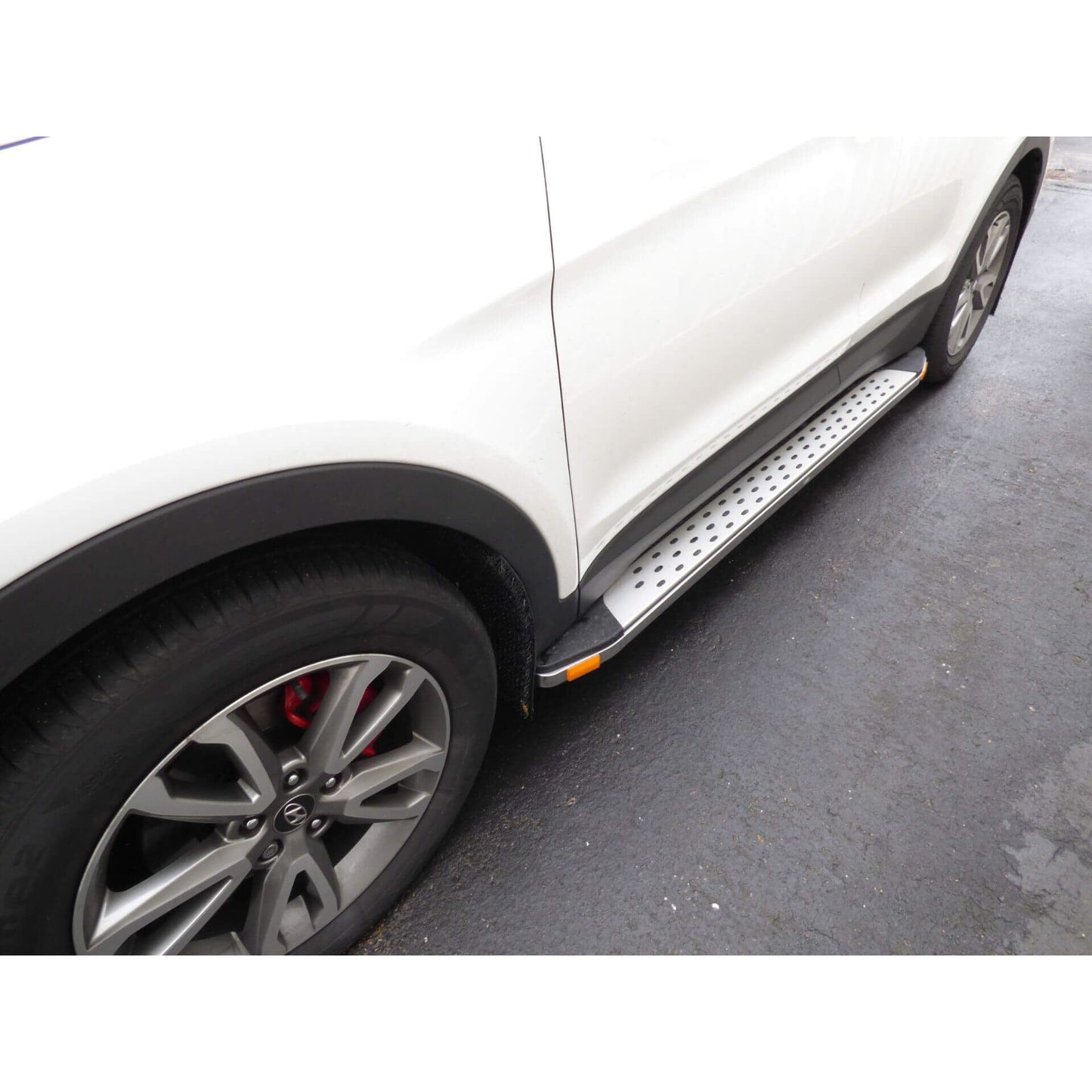 Direct4x4 Side Steps and Bars Freedom Side Steps Running Boards for Hyundai Santa Fe 2013-2018