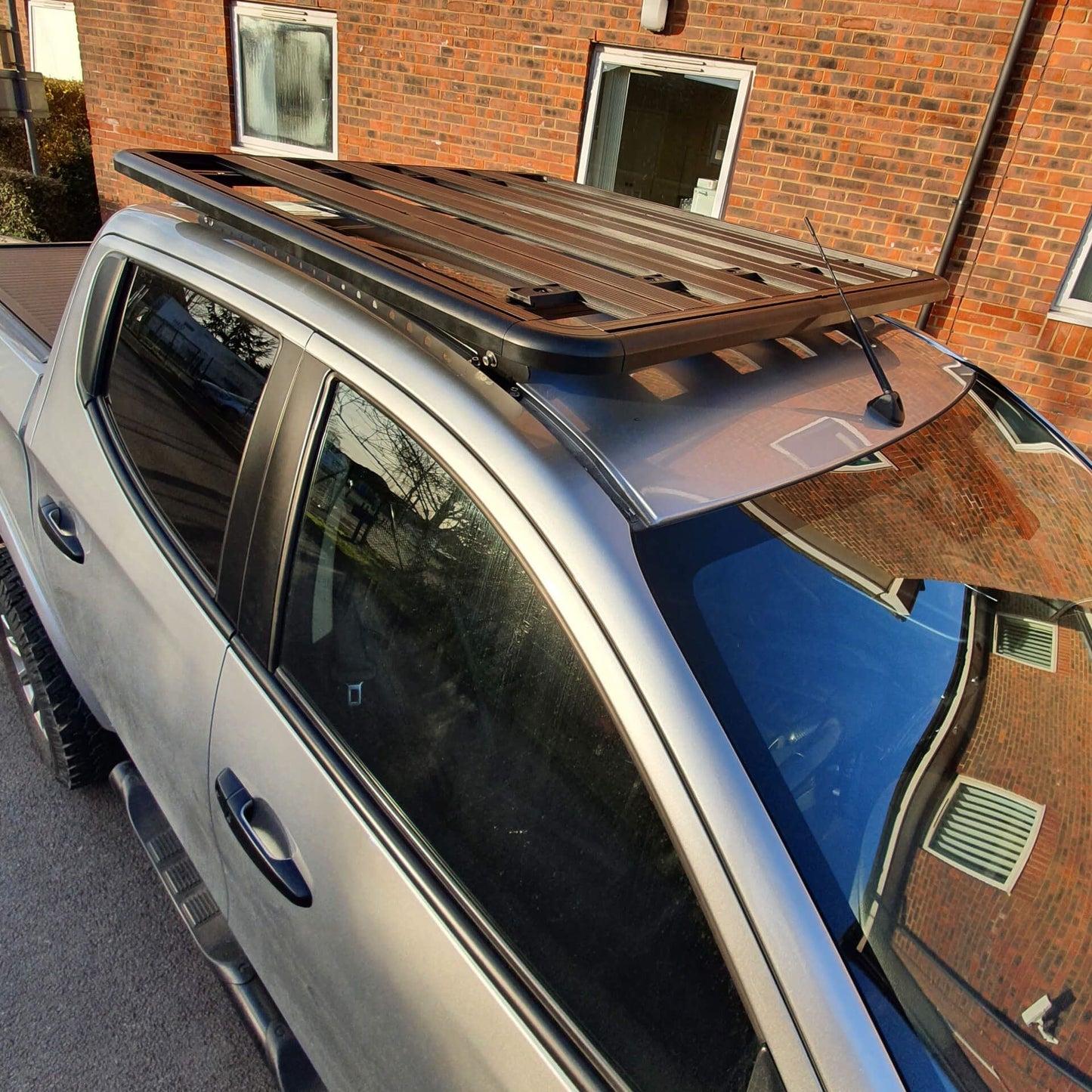 Direct4x4 Roof Racks AluMod Low Profile 135cm x 125cm Roof Rack for the Mitsubishi L200 2015+