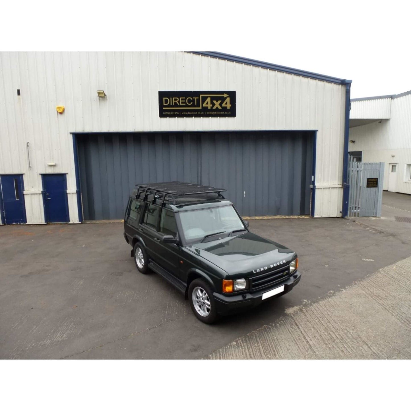 Direct4x4 Roof Racks Expedition Steel Flat Roof Rack for Land Rover Discovery 1 and 2