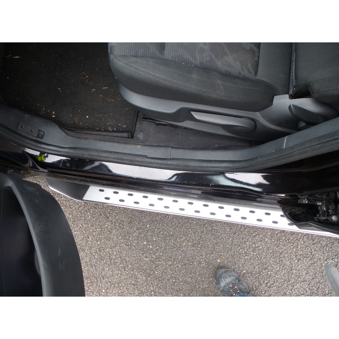 Direct4x4 Side Steps and Bars Freedom Side Steps Running Boards for Peugeot 3008 2009-2016