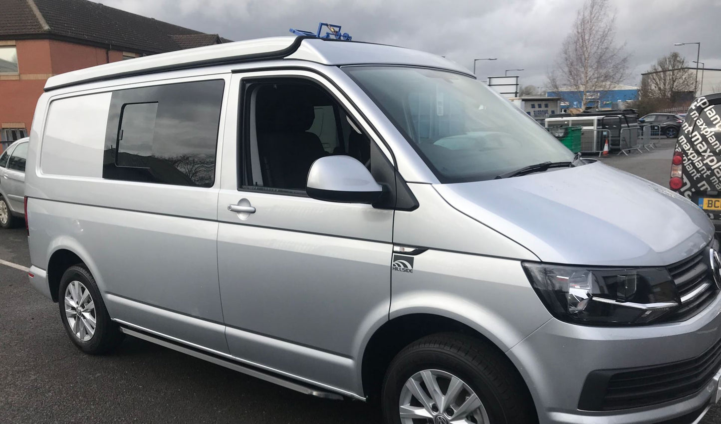 Direct4x4 Side Steps and Bars Black Angular OE Style Side Bars for the Volkswagen Transporter T6 SWB
