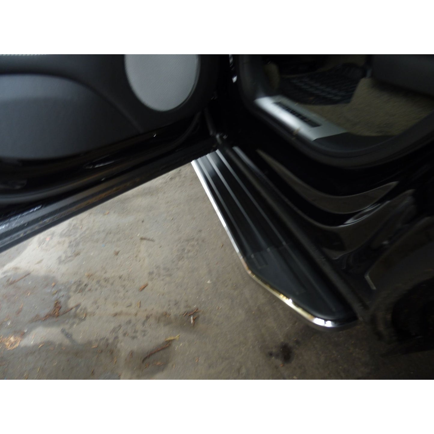 Direct4x4 Side Steps and Bars Raptor Side Steps Running Boards for Bentley Bentayga