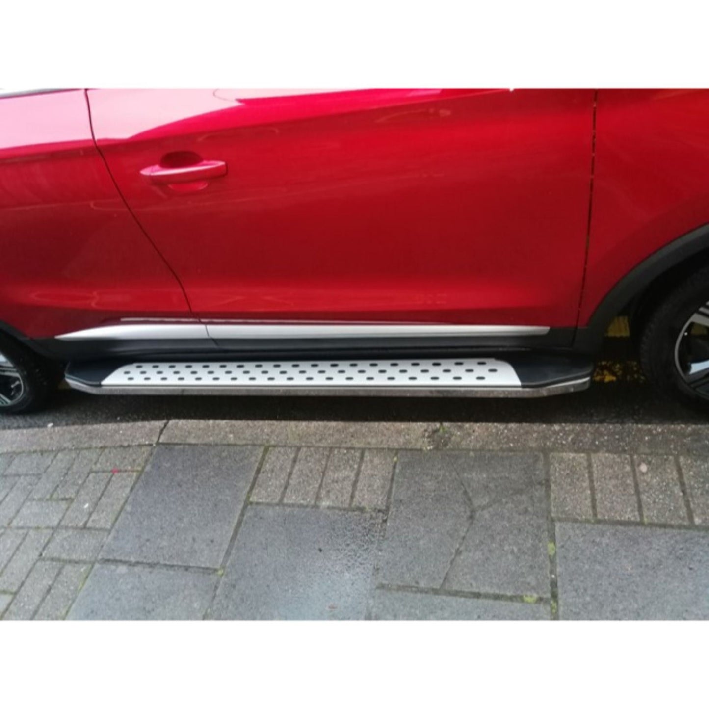 Direct4x4 Side Steps and Bars Freedom Side Steps Running Boards for MG ZS/eZS 2017+