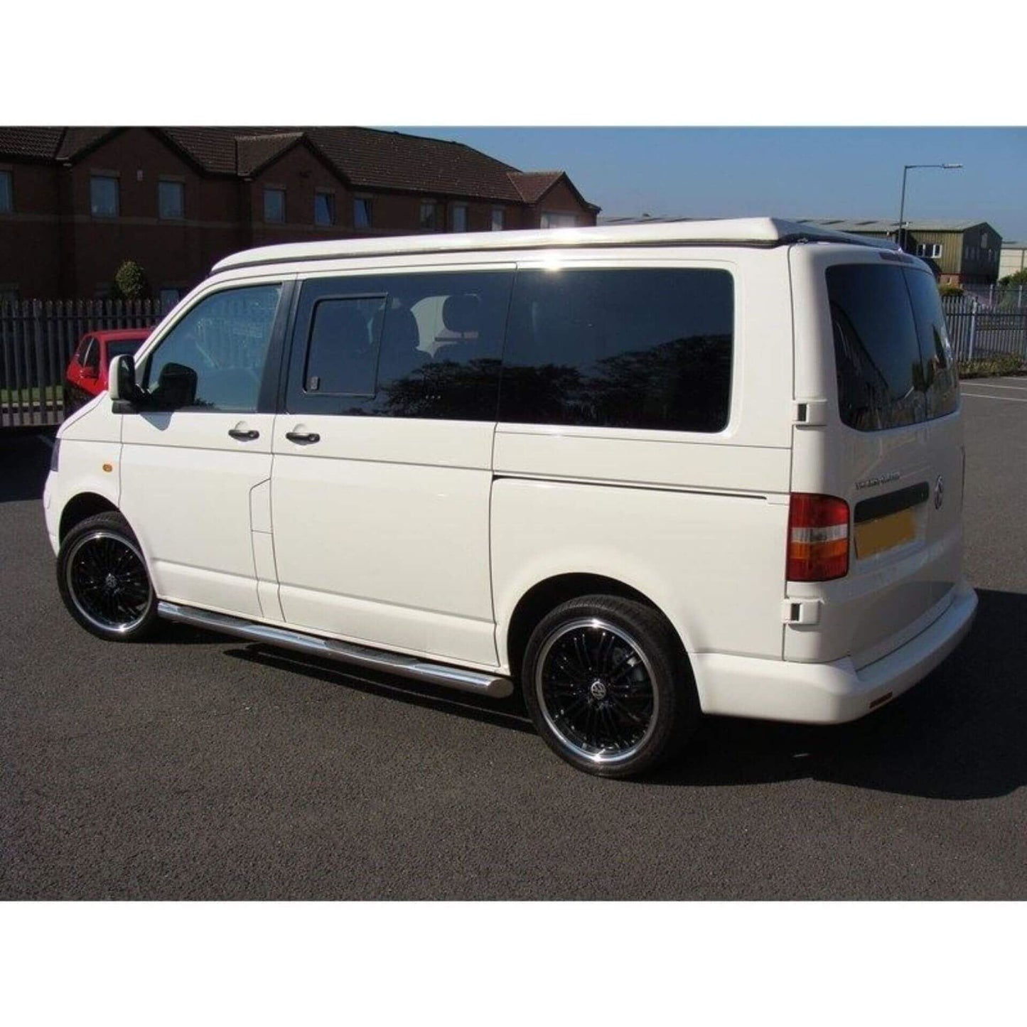 Direct4x4 Side Steps and Bars Stainless Steel Side Bars with Step Pads for Volkswagen Transporter T6 SWB