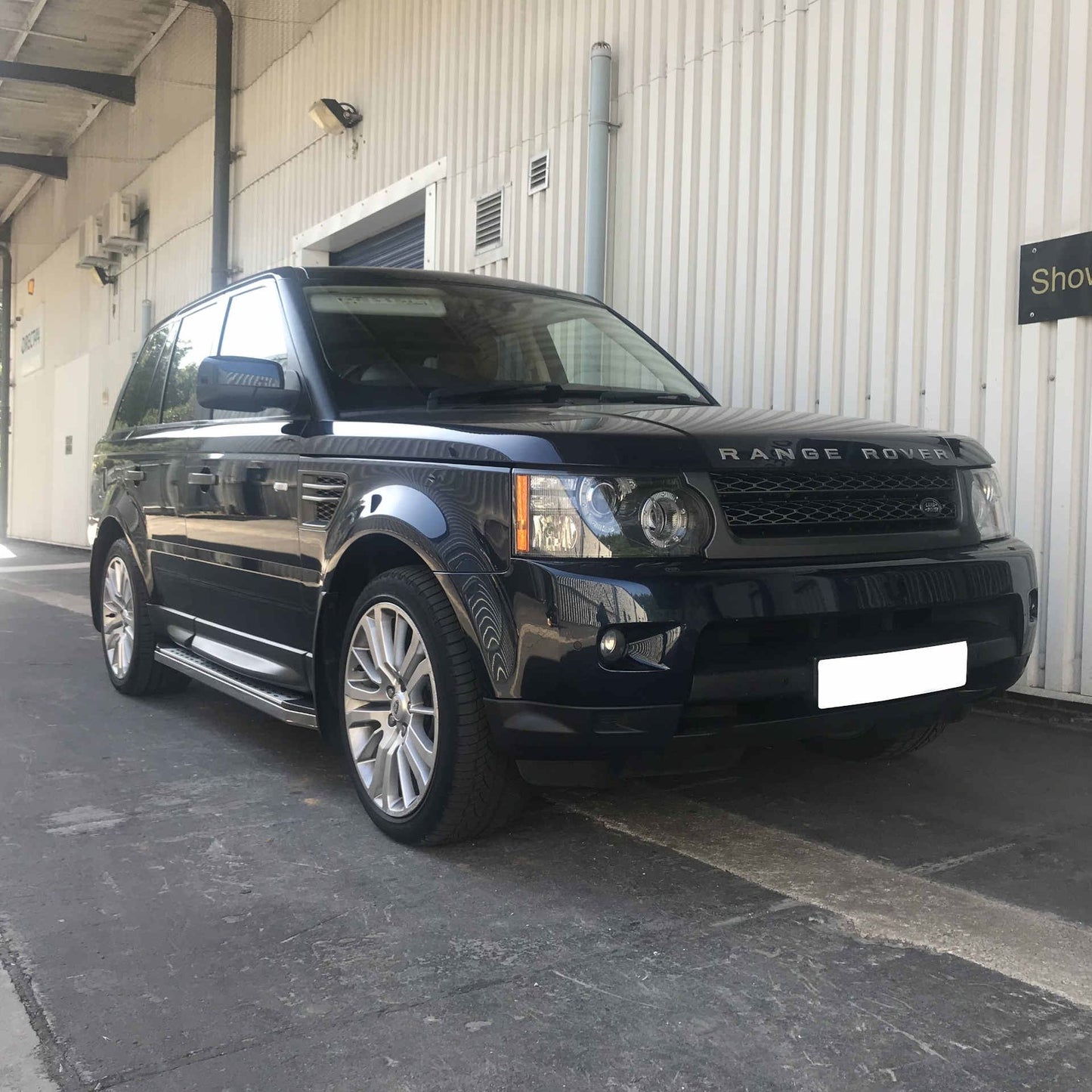 Direct4x4 Side Steps and Bars Black Raptor Side Steps Running Boards for Land Rover Discovery Sport 2014-2019