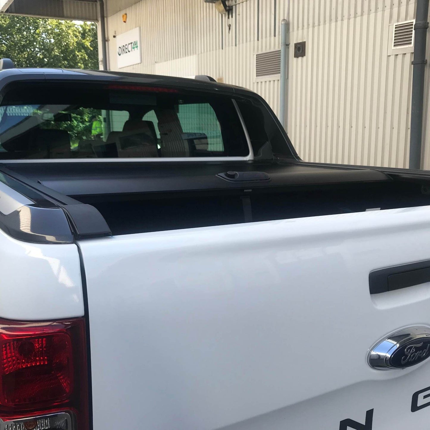 Direct4x4 Side Steps and Bars Roll & Lock Style Pickup Tonneau Cover for the Ford Ranger 2012+ (inc. Wildtrak)