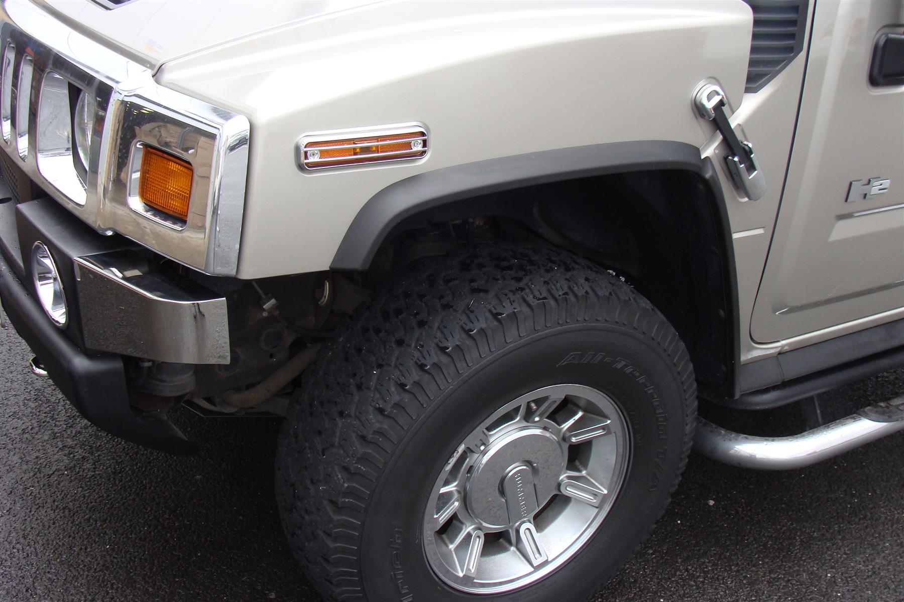 Direct4x4 5 Piece Trim Kit for Hummer H2 2002-2006