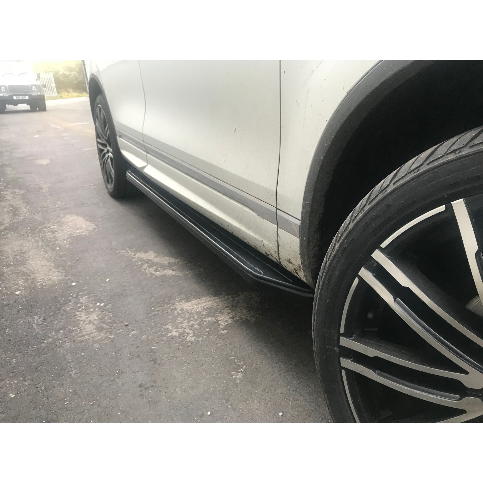 Direct4x4 Side Steps and Bars Black Raptor Side Steps Running Boards for Volkswagen Touareg 2010-2017