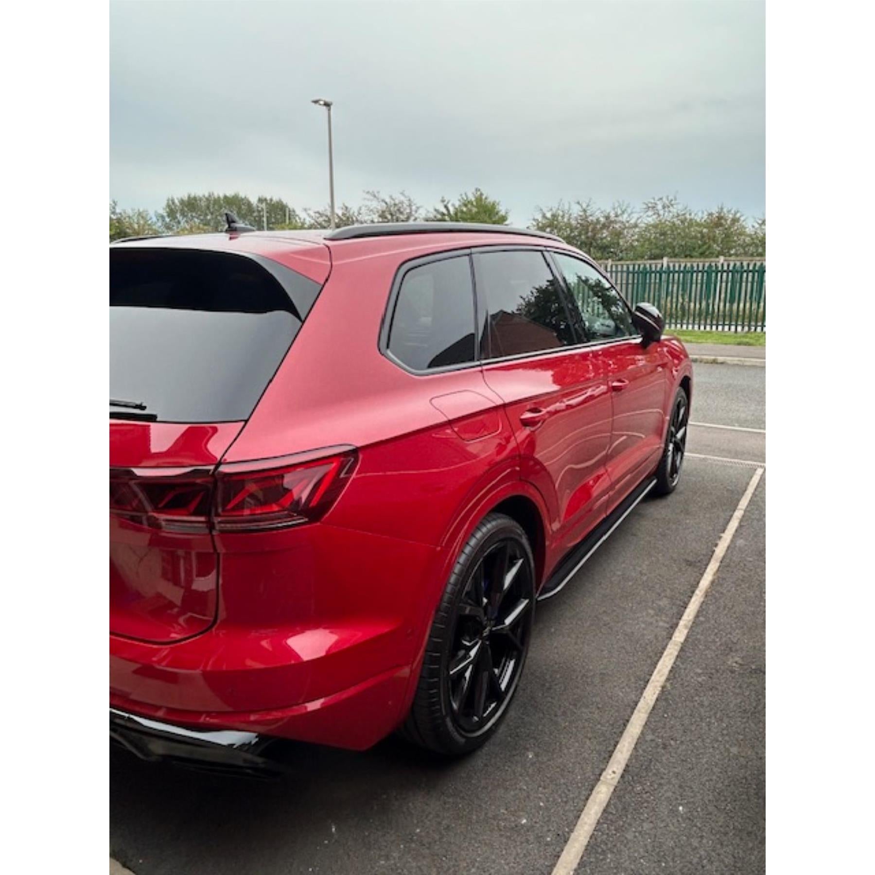 Direct4x4 Side Steps and Bars Orca Side Steps Running Boards for Volkswagen Touareg 2022+