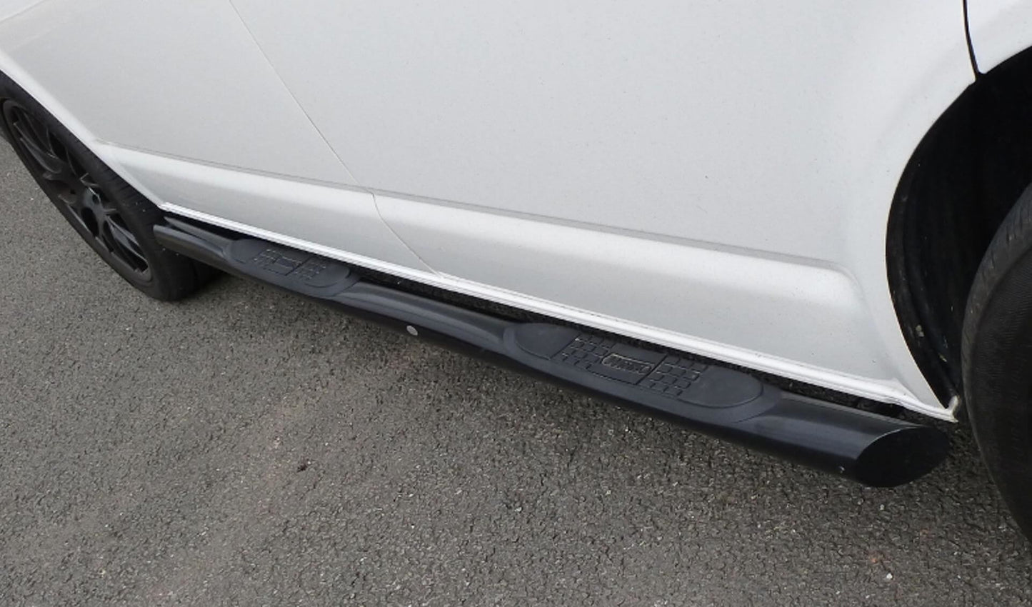 Direct4x4 Side Steps and Bars Black Powder Coated SUS201 S/Steel Side Bars with Pads for Volkswagen T5 SWB