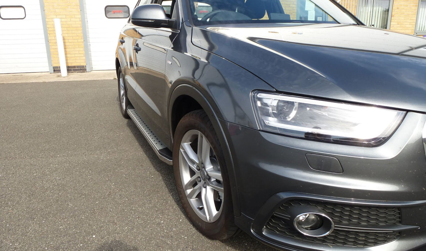 Direct4x4 Side Steps and Bars Freedom Side Steps Running Boards for Audi Q3 2012-2017