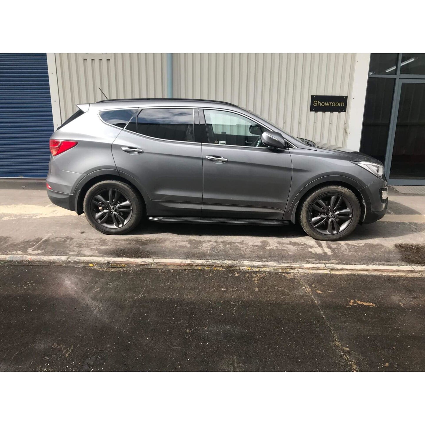 Direct4x4 Side Steps and Bars Black Raptor Side Steps Running Boards for Hyundai Santa Fe 2010-2012