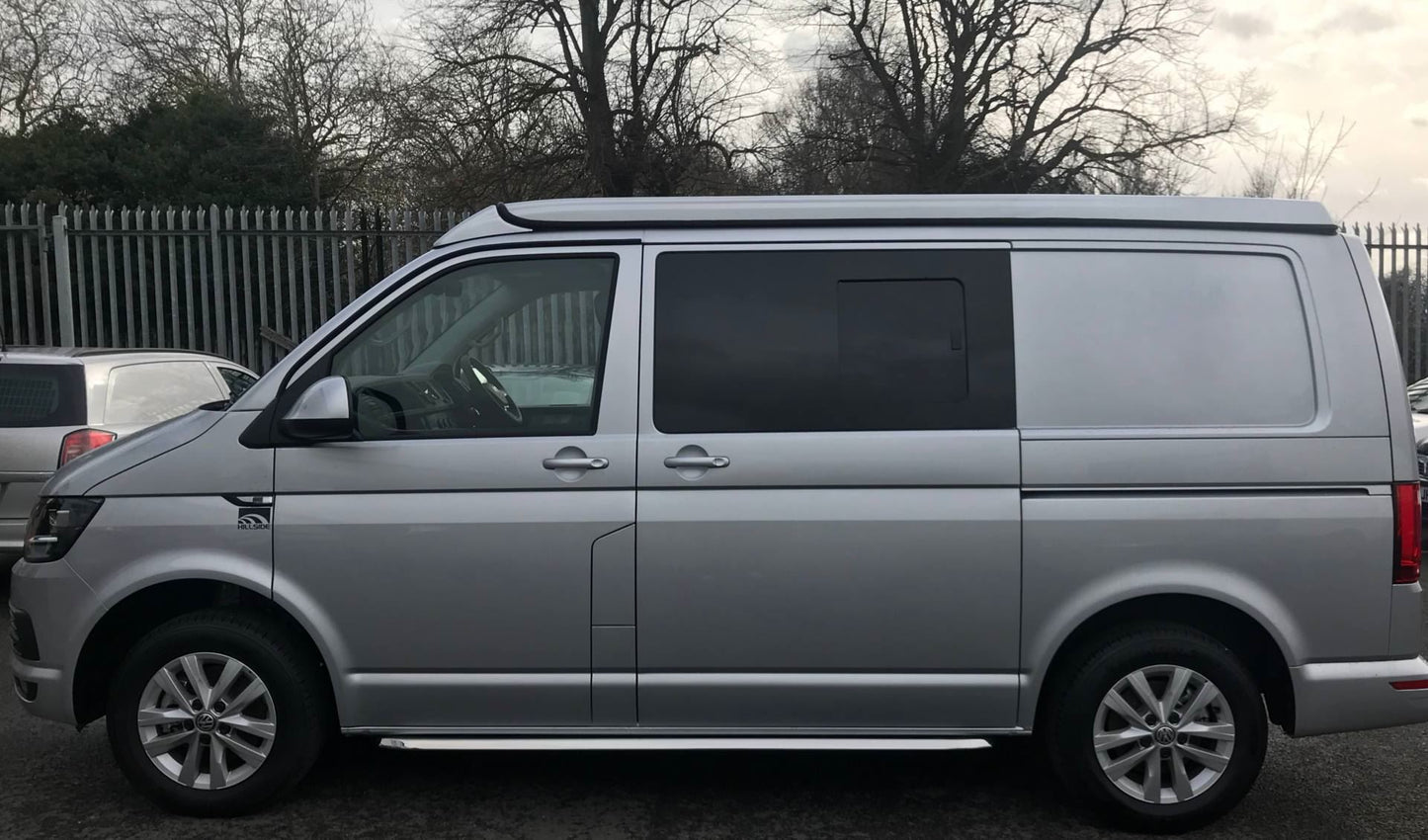 Direct4x4 Side Steps and Bars Stainless Steel Angular OE Style Side Bars for Volkswagen Transporter T5 SWB