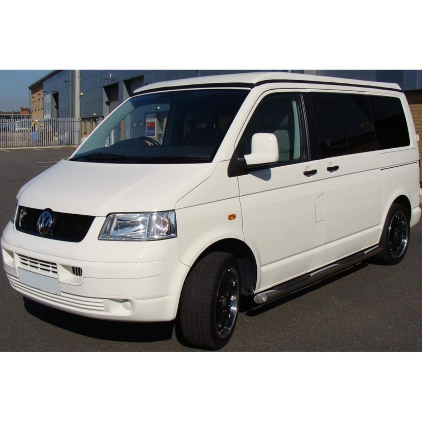 Direct4x4 Side Steps and Bars Stainless Steel Side Bars with Step Pads for Volkswagen Transporter T6 SWB