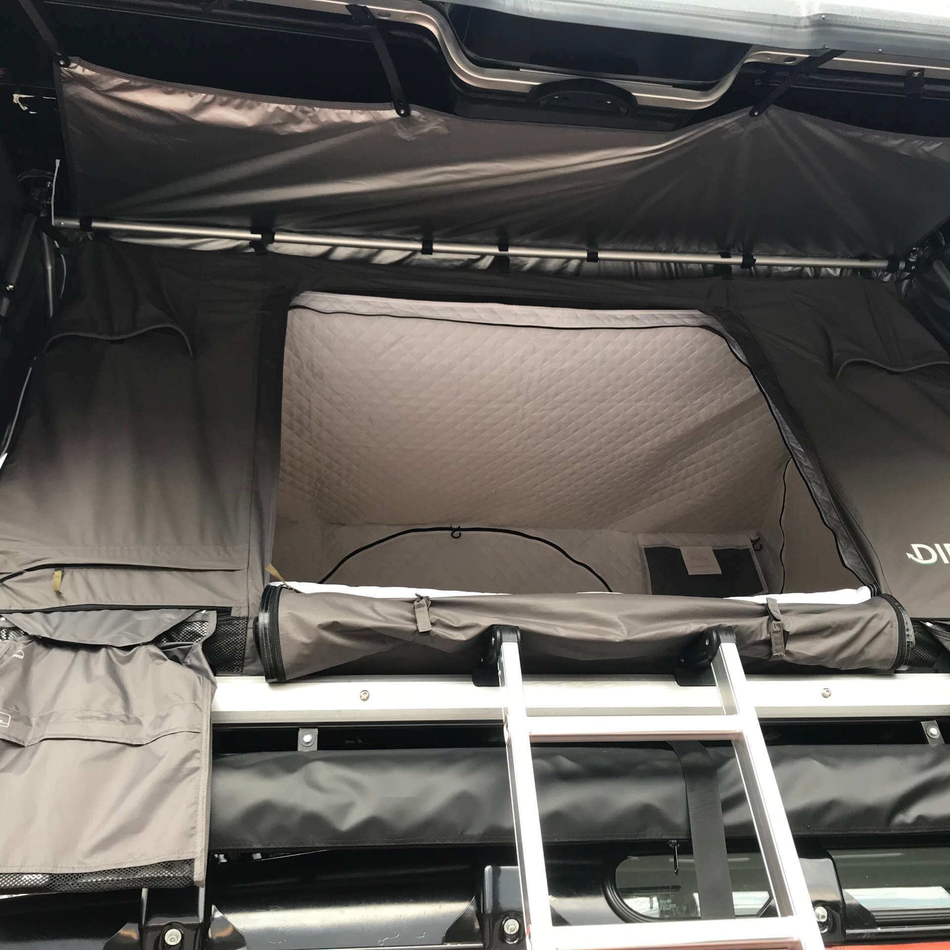 Direct4x4 Roof Top Tents Detachable Thermal Inner Tent for the Direct4x4 Pathseeker Auto Solar Roof Tent