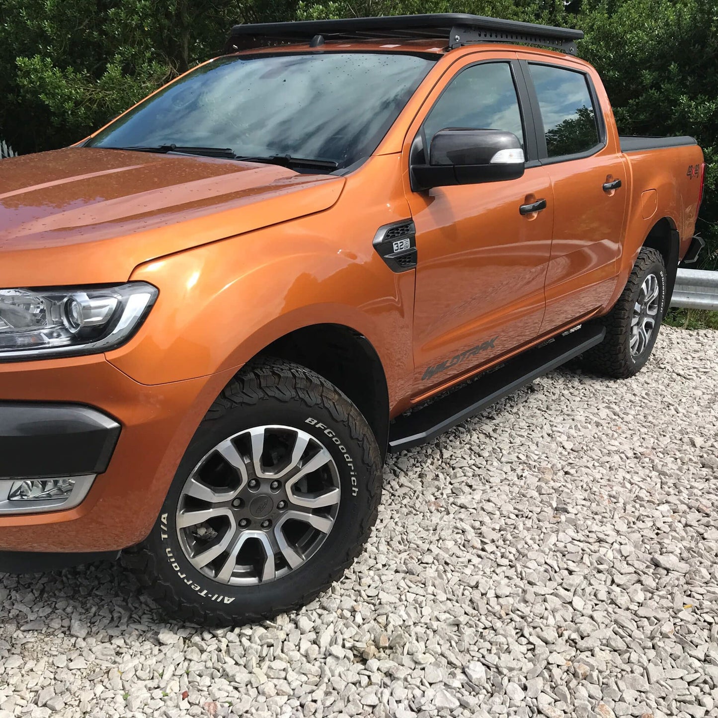 Direct4x4 Side Steps and Bars Shark Side Steps Running Boards for Ford Ranger 2012-2022 MK3 T6 (P375) DC