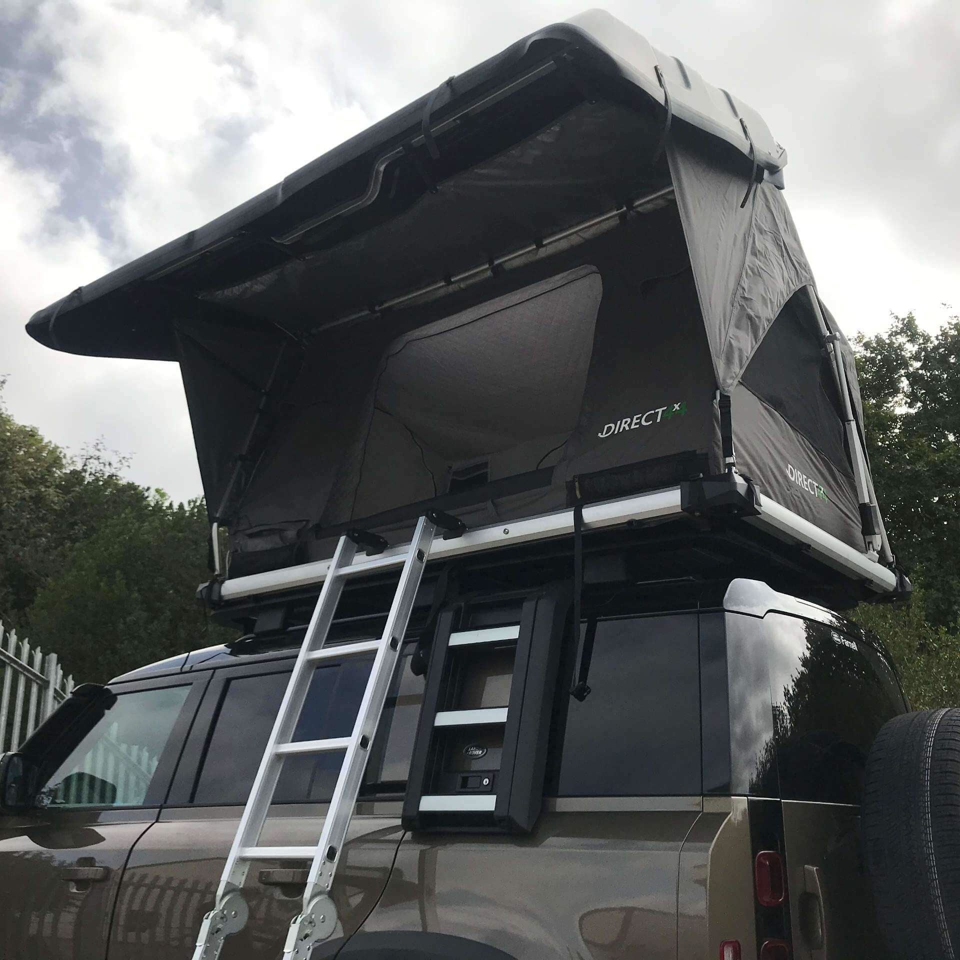 Direct4x4 Roof Top Tents Granite Grey Pathseeker 2 Person Auto Solar Hard Shell Roof Top Camping Tent