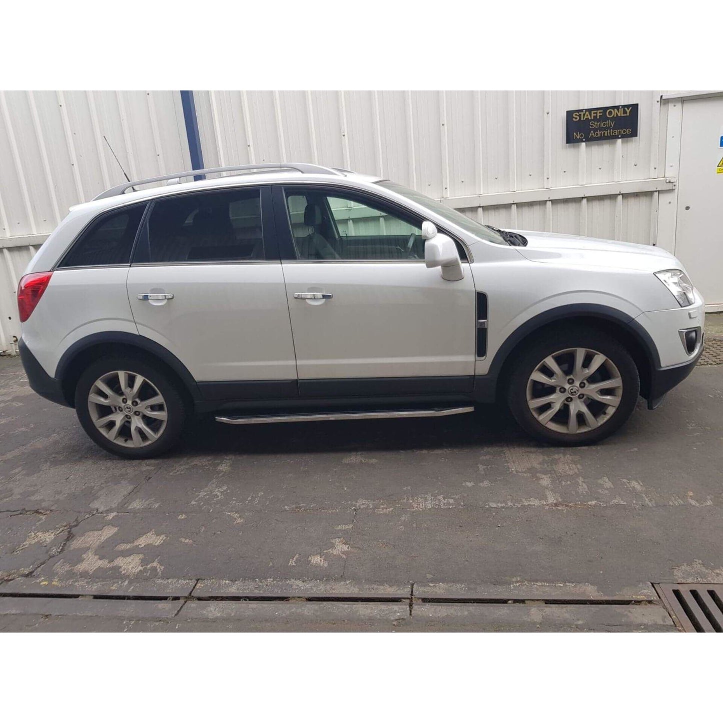 Direct4x4 Side Steps and Bars Raptor Side Steps Running Boards for Vauxhall Opel Antara 2006-2013