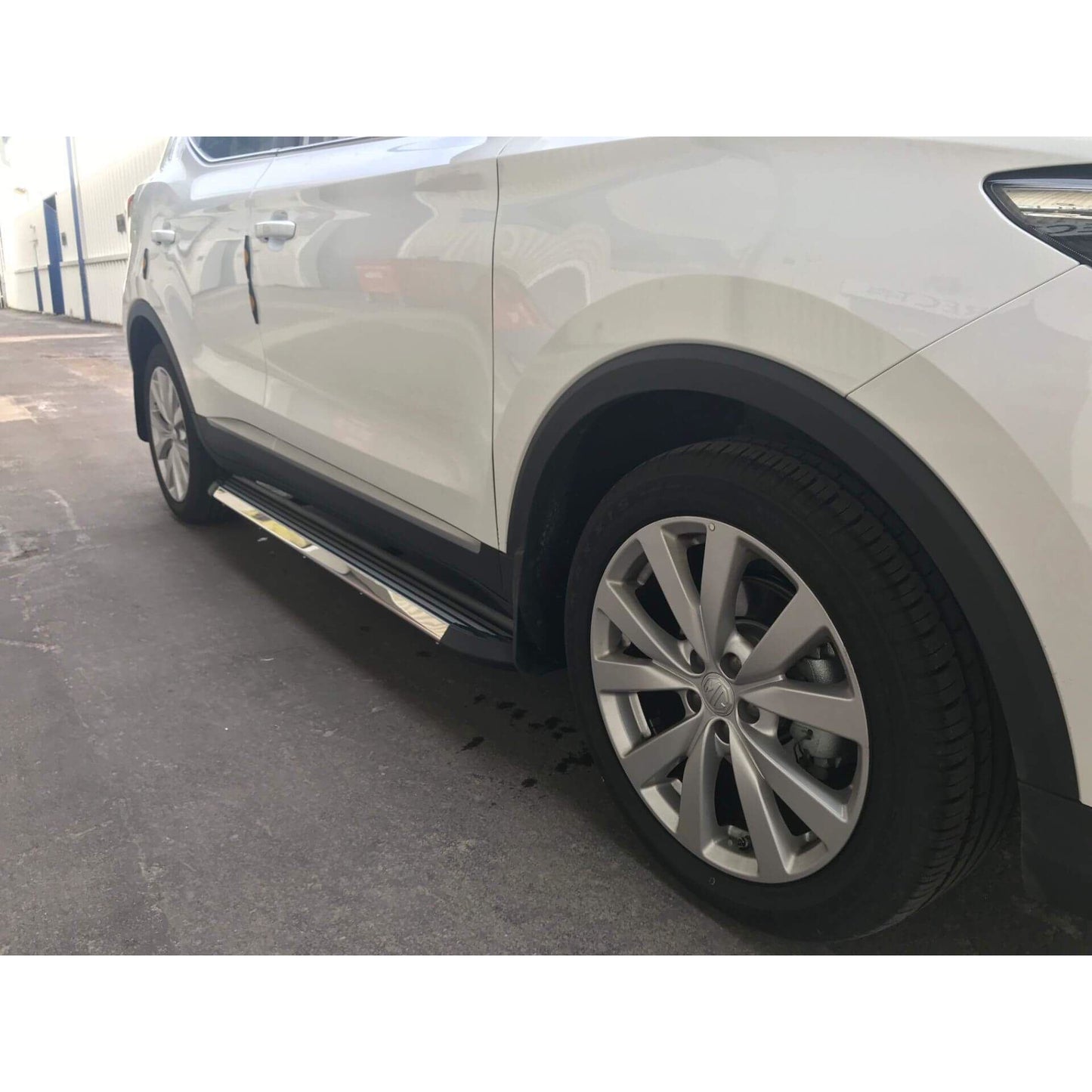 Direct4x4 Side Steps and Bars Stingray Side Steps Running Boards for MG HS 2018-2024