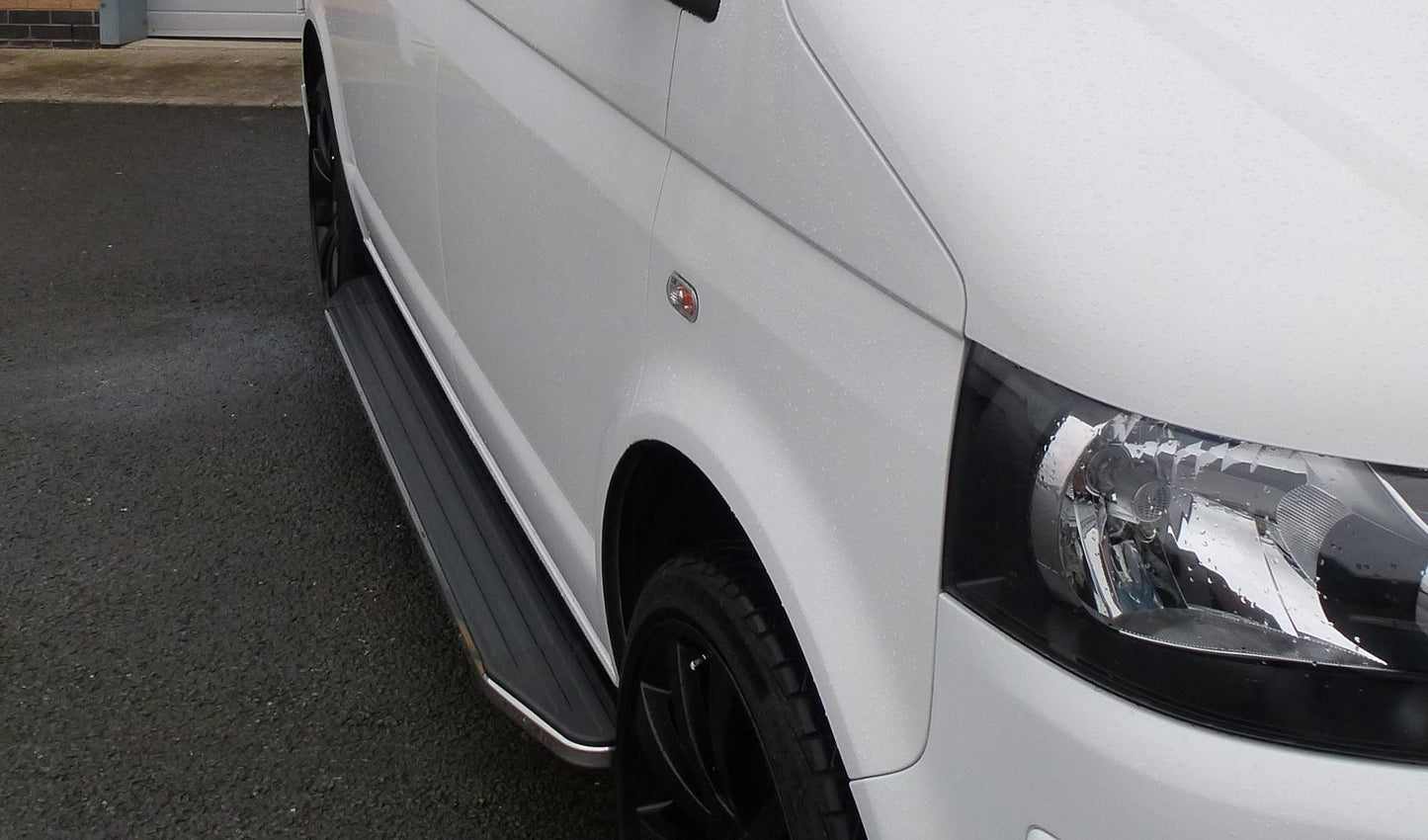 Direct4x4 Side Steps and Bars Raptor Side Steps Running Boards for Volkswagen Transporter T5 SWB