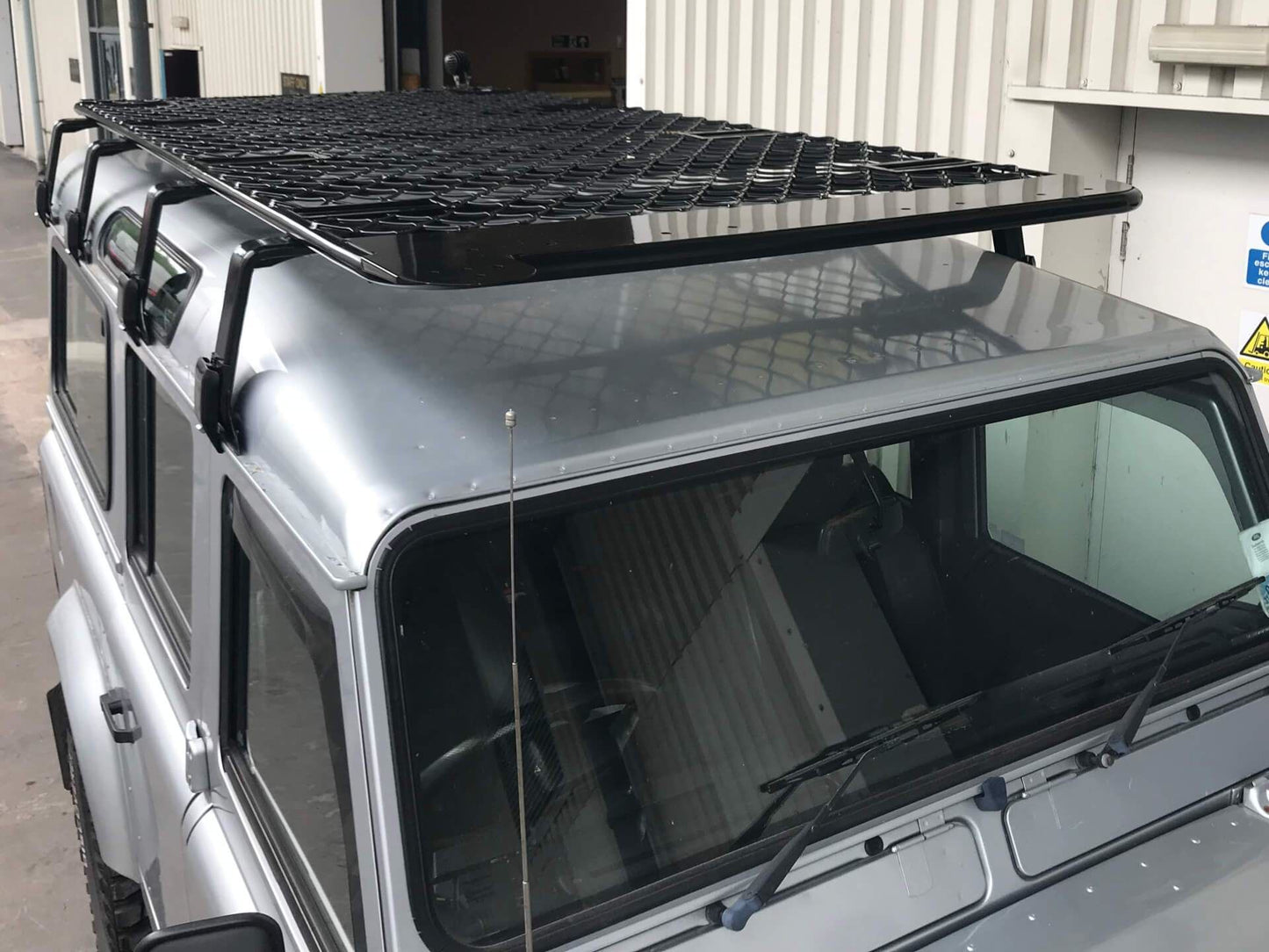 Direct4x4 Roof Racks Expedition Aluminium Flat Roof Rack for Land Rover Defender 110 1971-2016