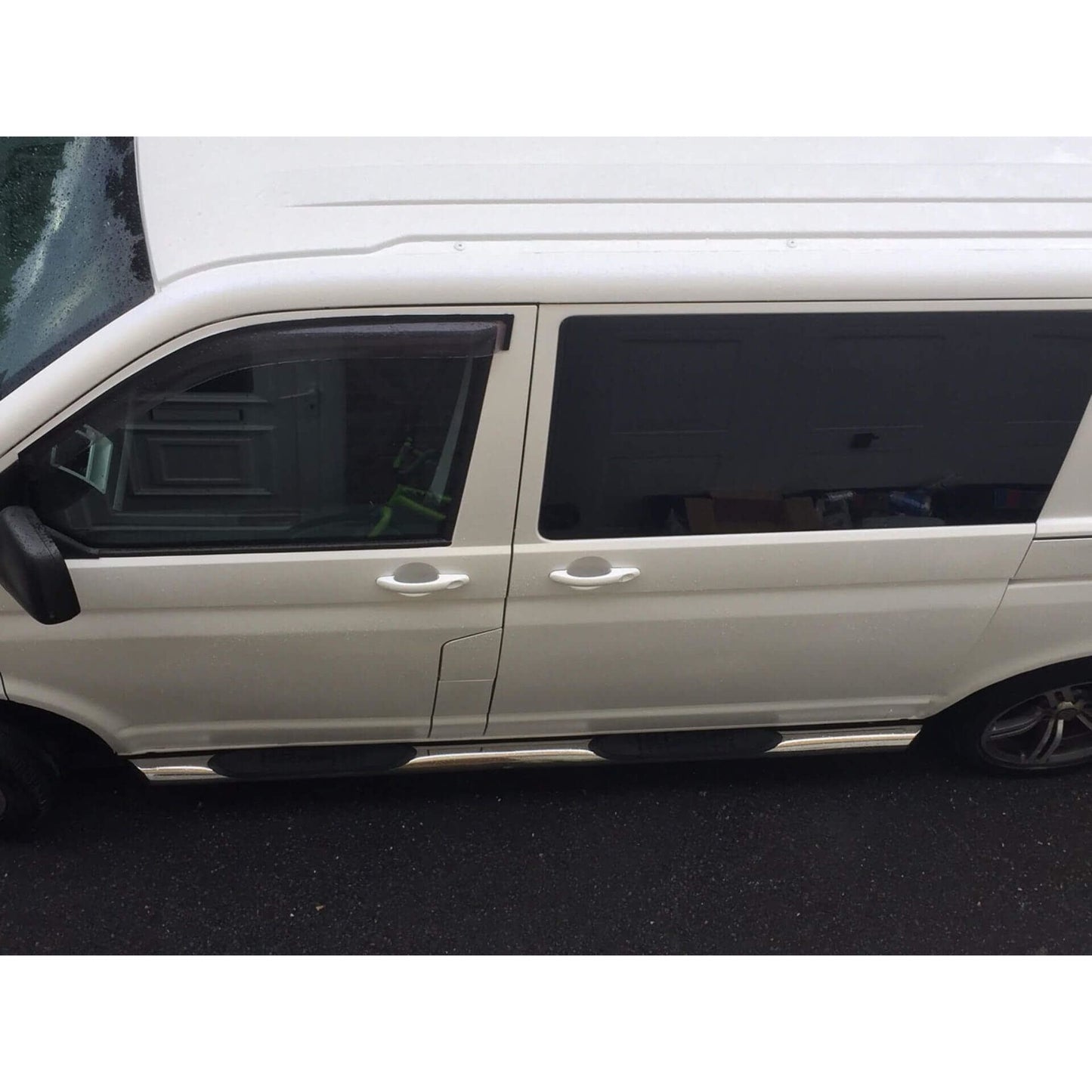 Direct4x4 Side Steps and Bars Stainless Steel Side Bars with Step Pads for Volkswagen Transporter T6 SWB