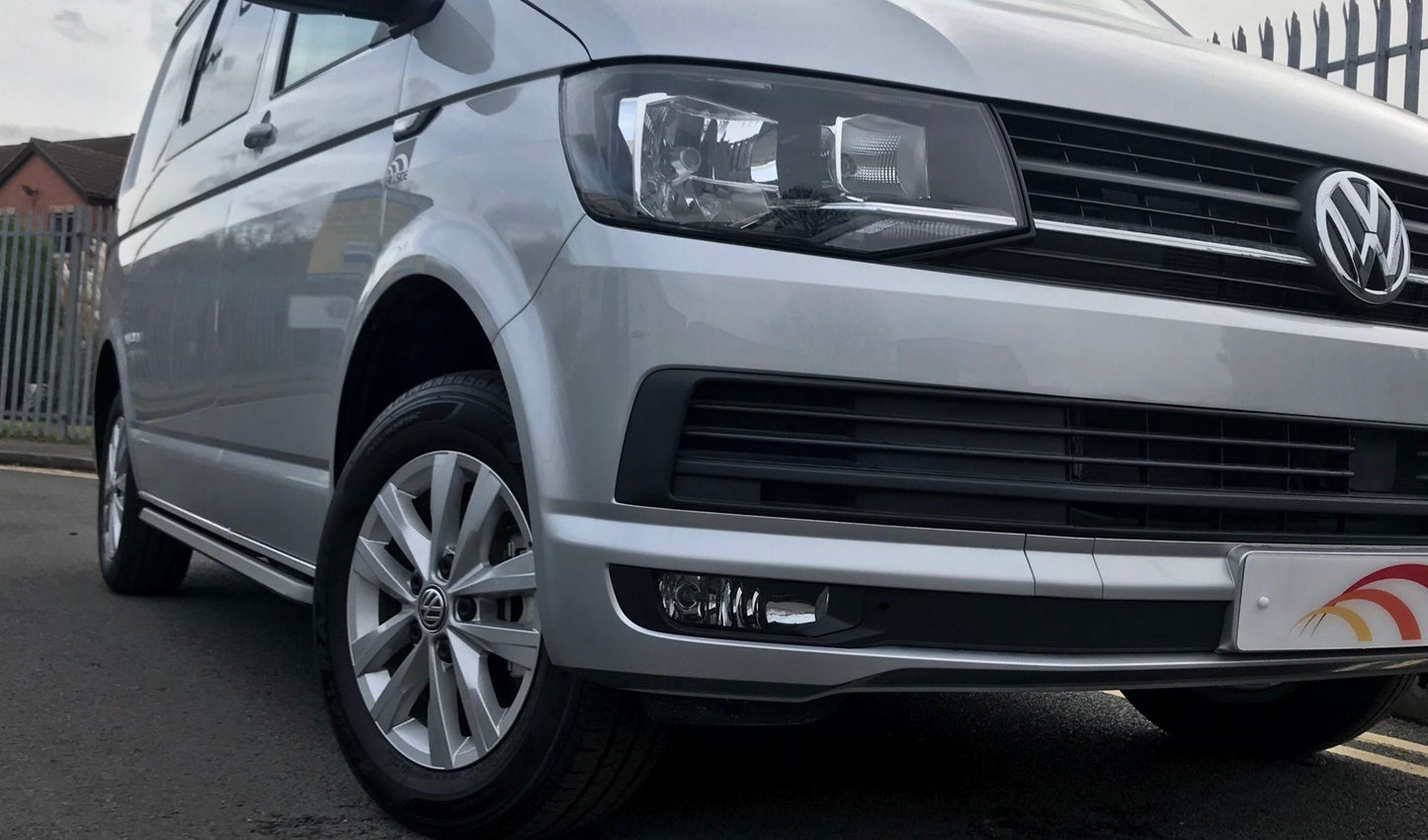 Direct4x4 Side Steps and Bars Black Angular OE Style Side Bars for the Volkswagen Transporter T6 SWB