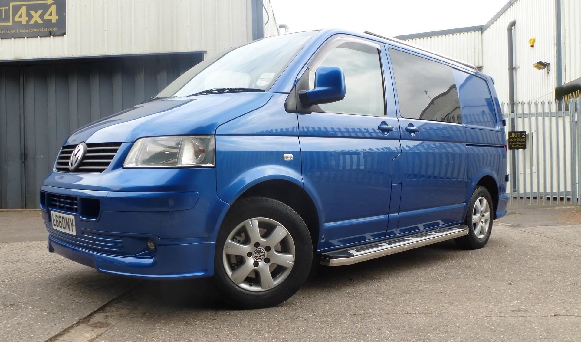 Direct4x4 Side Steps and Bars Suburban Side Steps Running Boards for Volkswagen Transporter T5 SWB