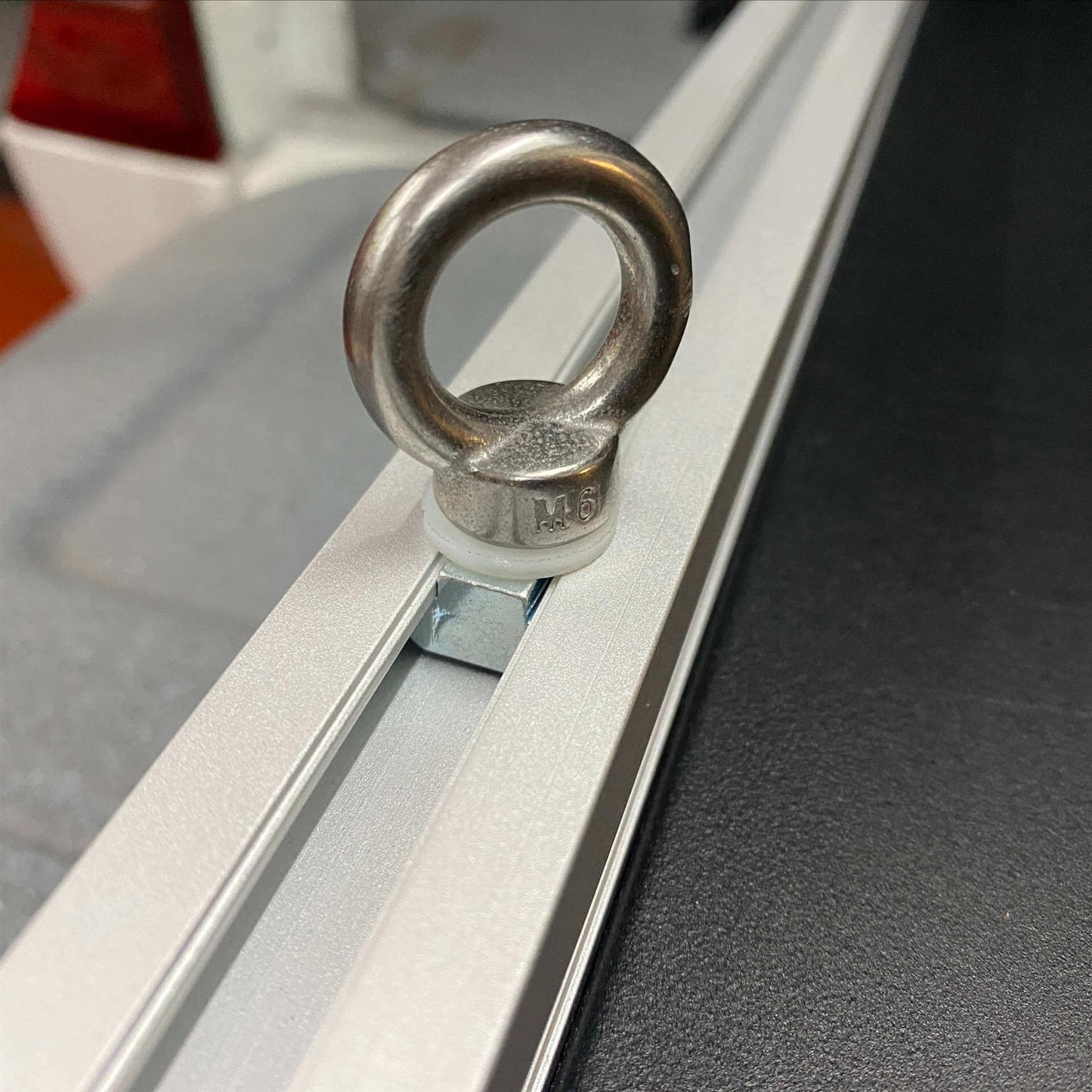 Direct4x4 Slideout Cargo Trays Universal Aluminium Dual Glide Cargo Tray for Vans and Pickup Trucks