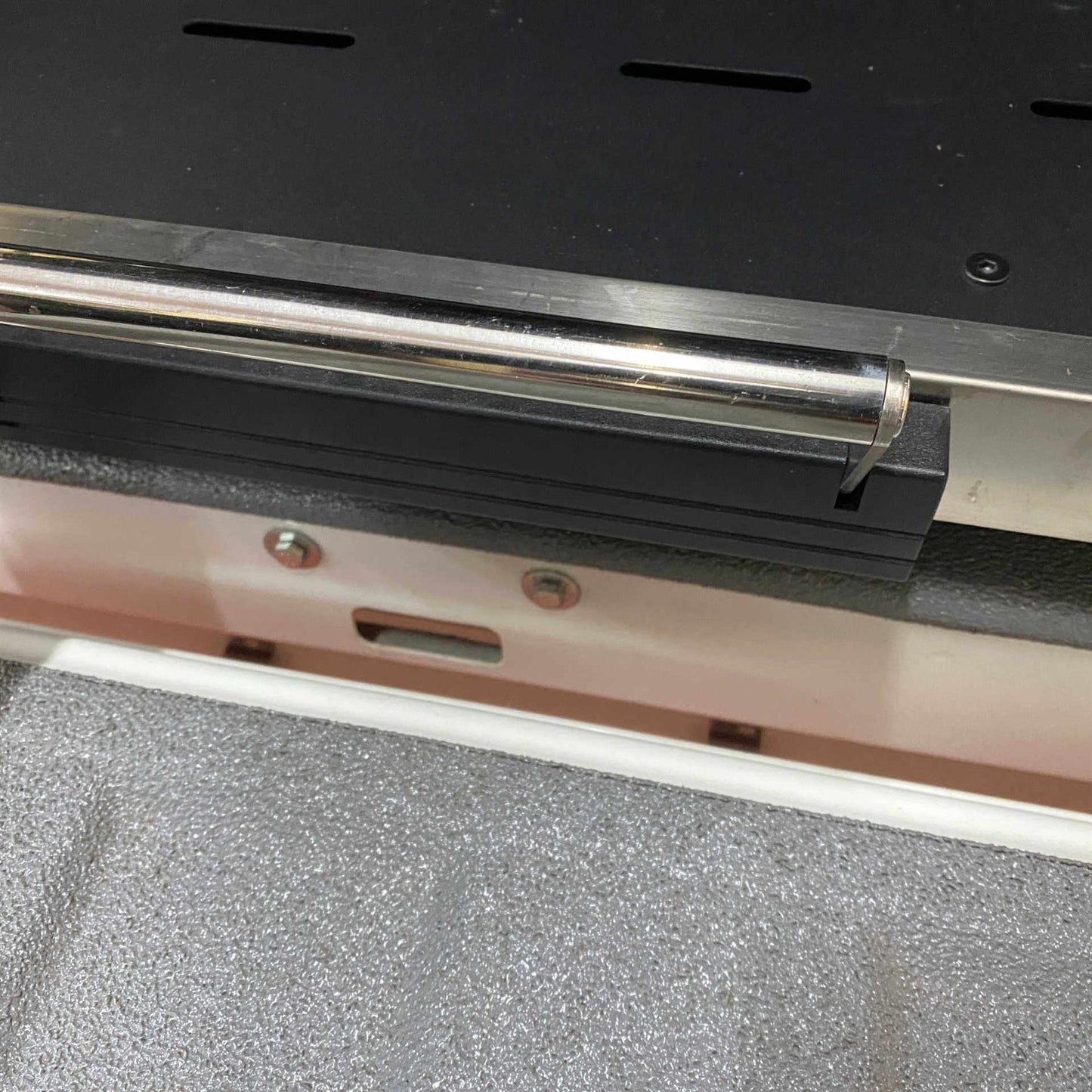 Direct4x4 Slideout Cargo Trays Universal Aluminium Full Width Glide Cargo Tray for Vans and Pickup Trucks