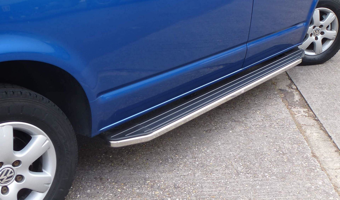 Direct4x4 Side Steps and Bars Raptor Side Steps Running Boards for Volkswagen Transporter T5 SWB