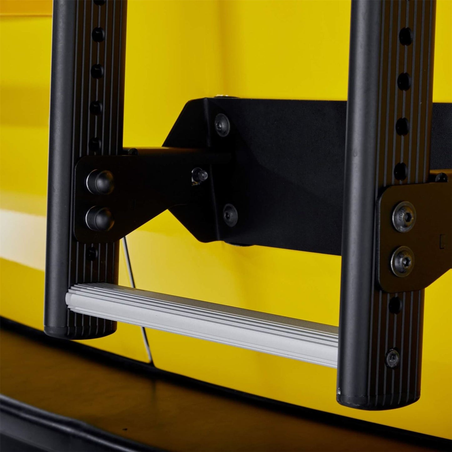 Van Guard Rear Door Ladders Van Guard Rear Door 5-Step Aluminium ULTILadder with Bespoke Fitting Kit for the Volkswagen Transporter T6 SWB
