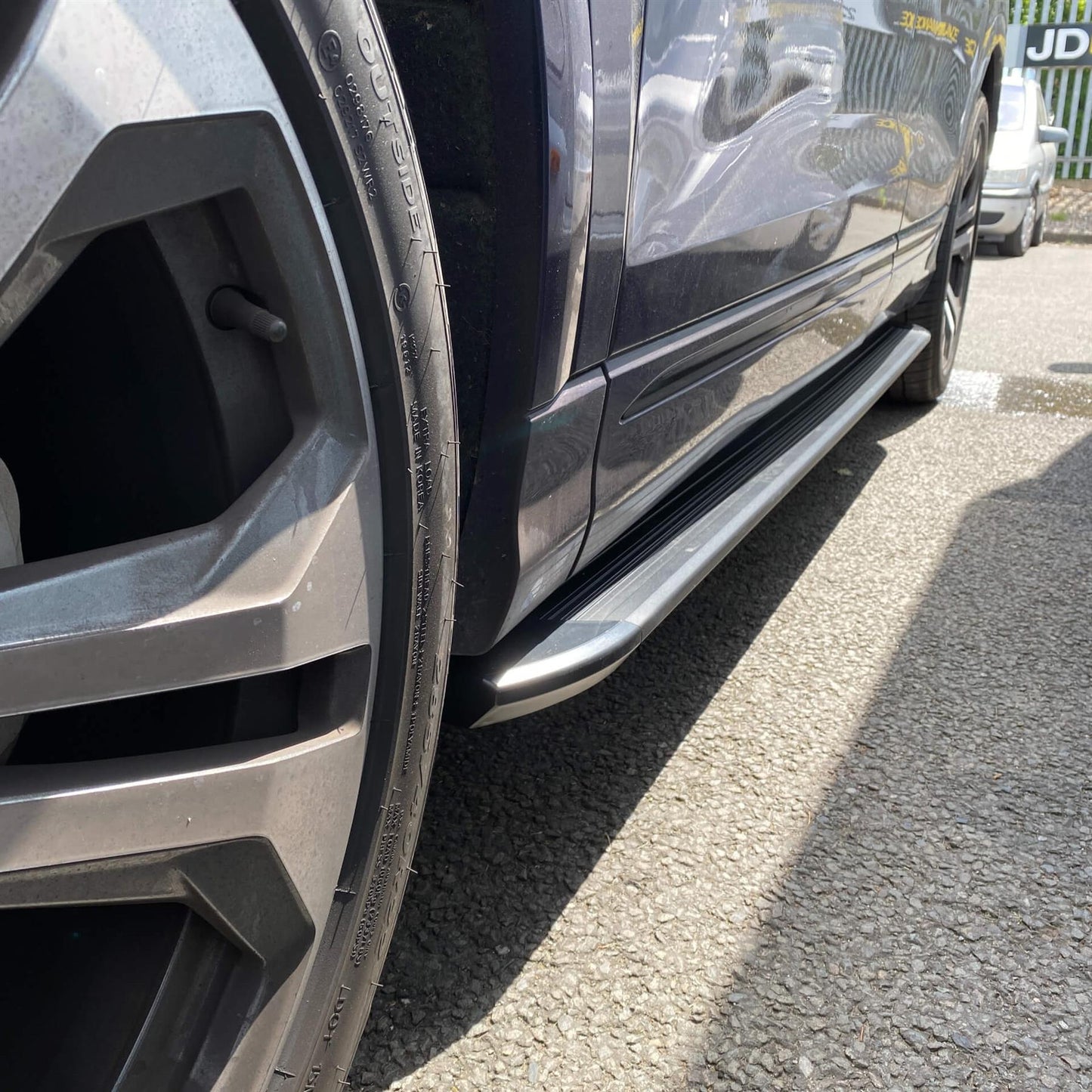 Direct4x4 Side Steps and Bars Orca Side Steps Running Boards for Audi Q8 2018-2021