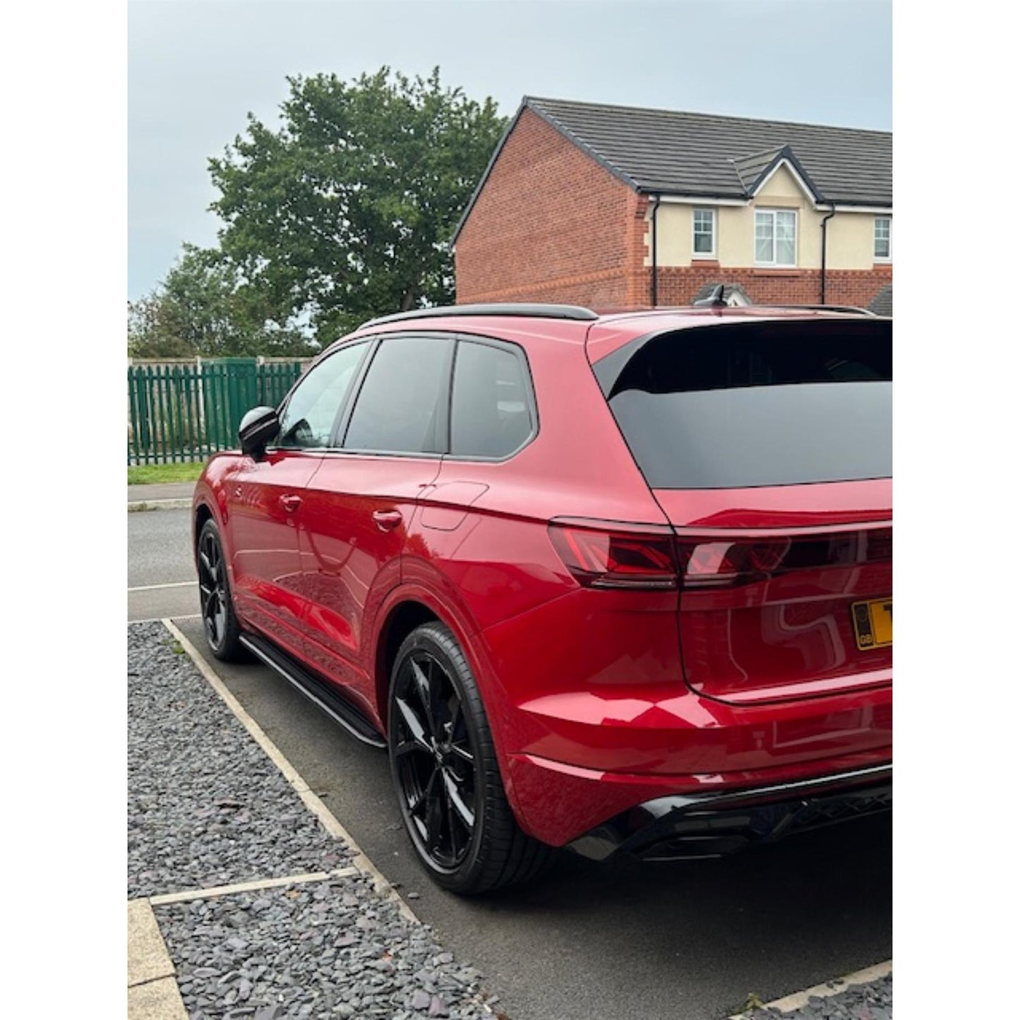 Direct4x4 Side Steps and Bars Orca Side Steps Running Boards for Volkswagen Touareg 2022+