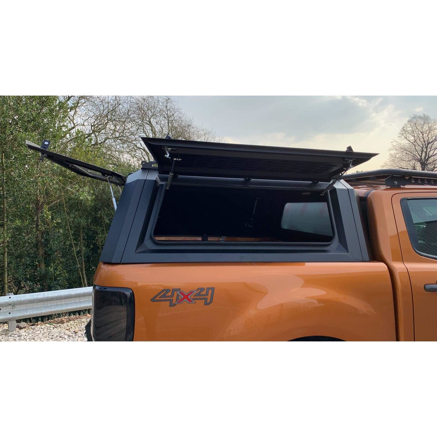 Direct4x4 Pickup Truck Hardtop Canopies Aluminium Load Bed Canopy for the Ford Ranger 2012-2022 MK3 T6 (P375) Double Cab