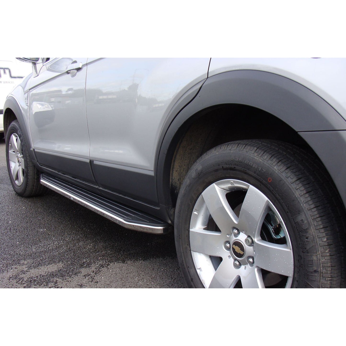 Direct4x4 Side Steps and Bars Raptor Side Steps Running Boards for Chevrolet Captiva 2006-2018