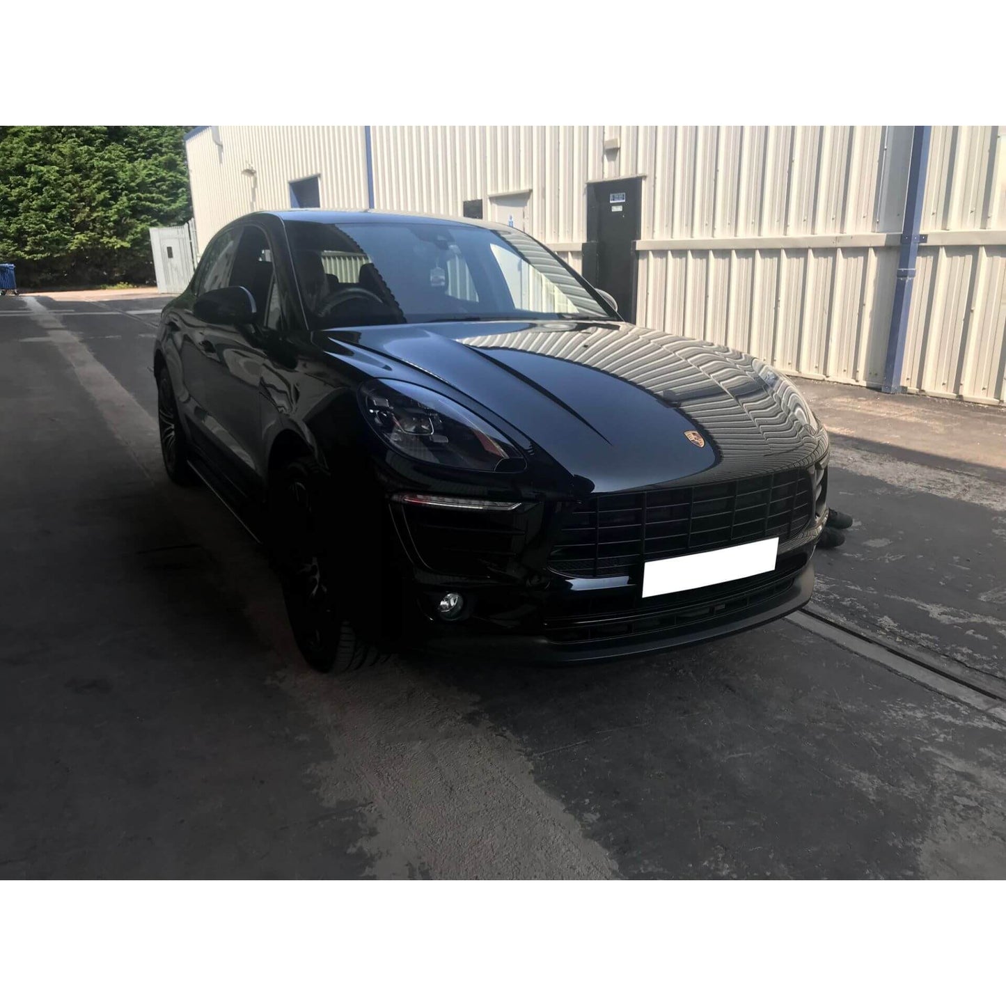 Direct4x4 Side Steps and Bars Orca Side Steps Running Boards for Porsche Macan 2014-2019 Pre-Facelift