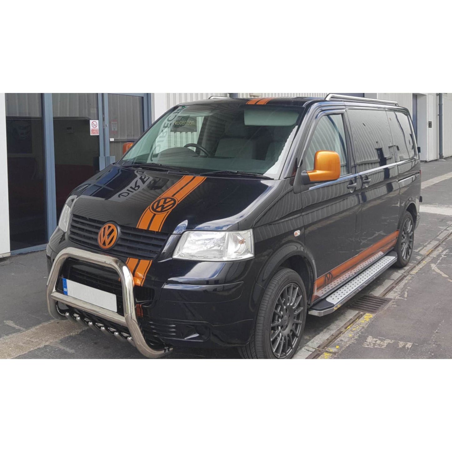 Direct4x4 Side Steps and Bars Freedom Side Steps Running Boards for Volkswagen Transporter T5 SWB