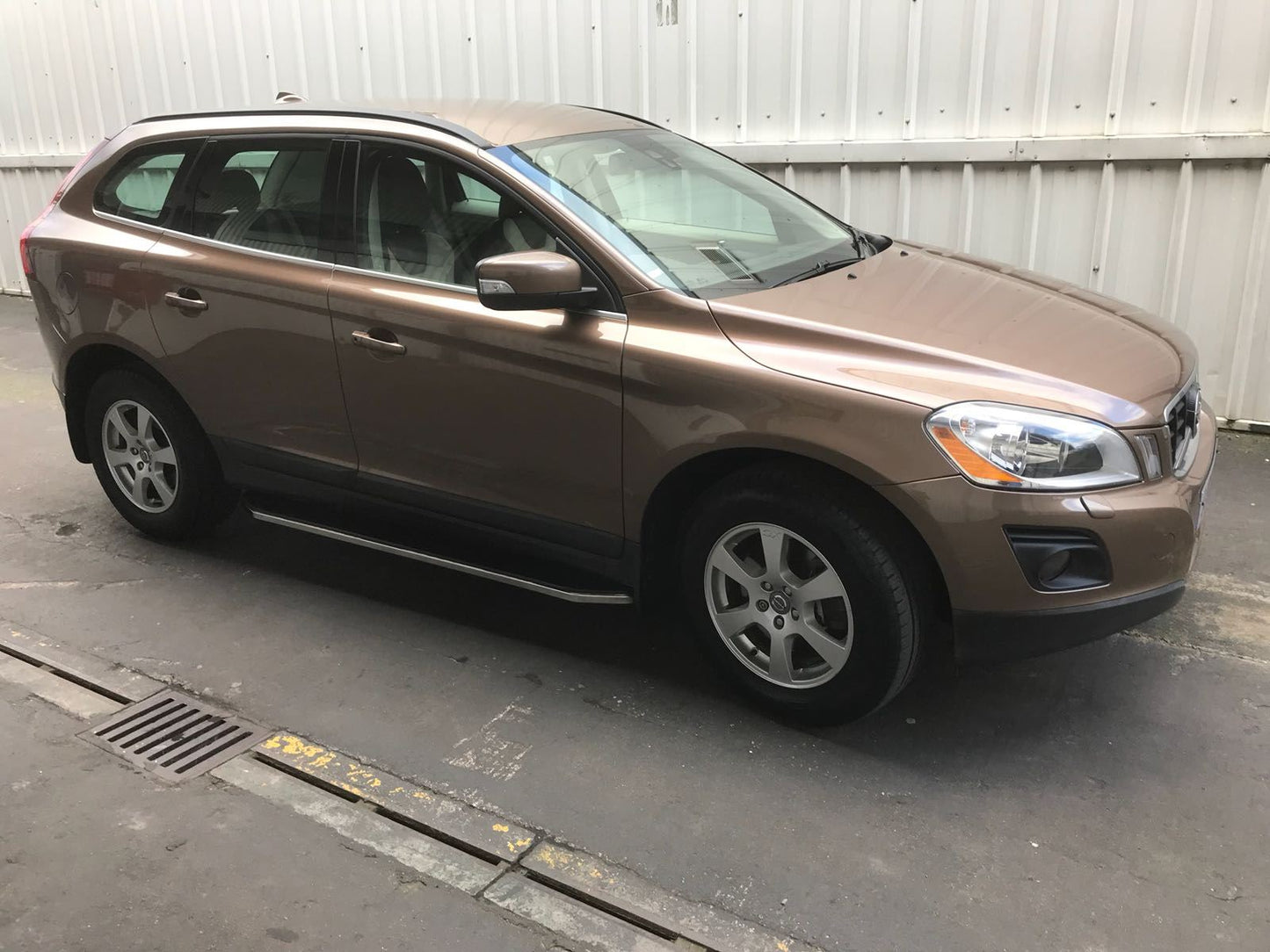 Direct4x4 Side Steps and Bars Raptor Side Steps Running Boards for Volvo XC60 2018+ (Exc. R-Design)