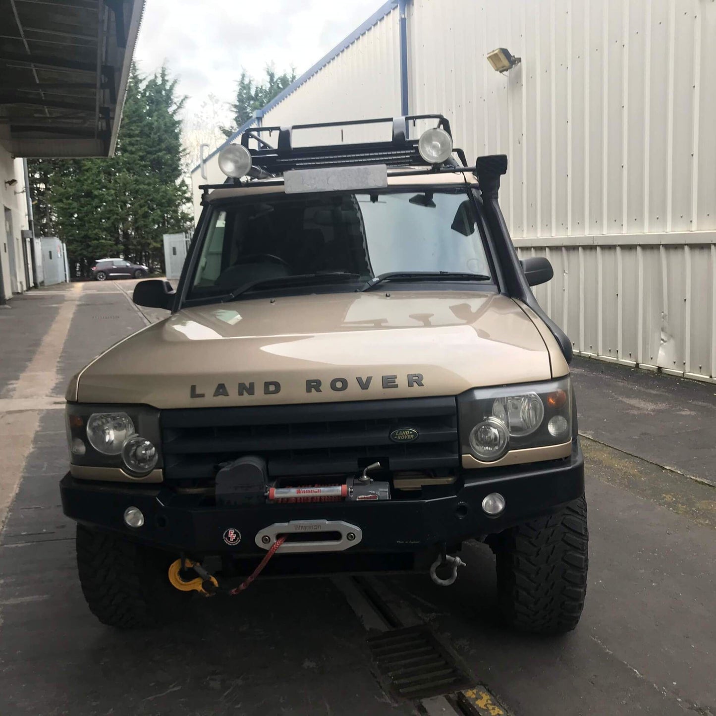Direct4x4 Roof Racks Expedition Steel Full Basket Roof Rack for Land Rover Discovery 1 and 2