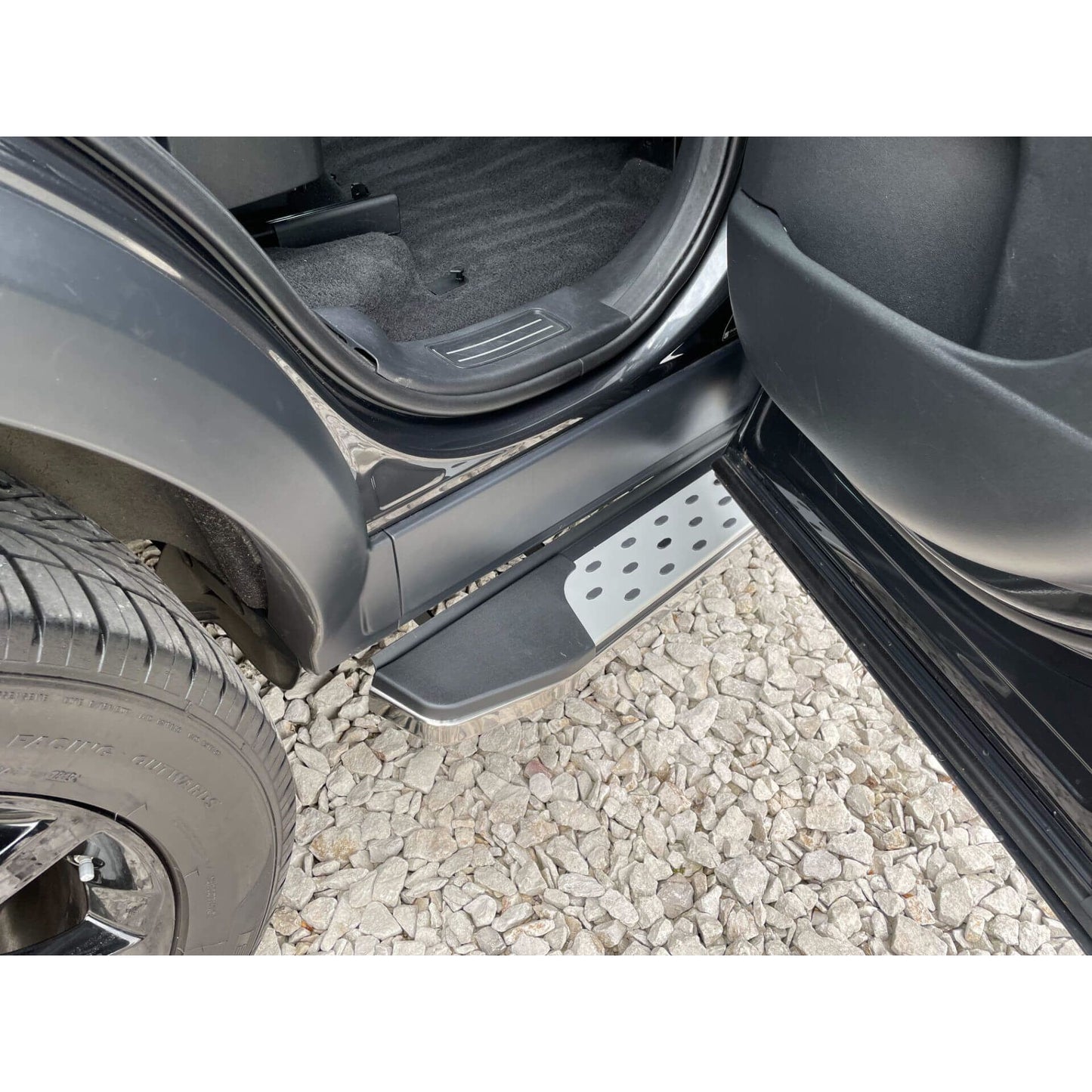 Direct4x4 Side Steps and Bars Freedom Side Steps Running Boards for Land Rover Discovery 5 2017+