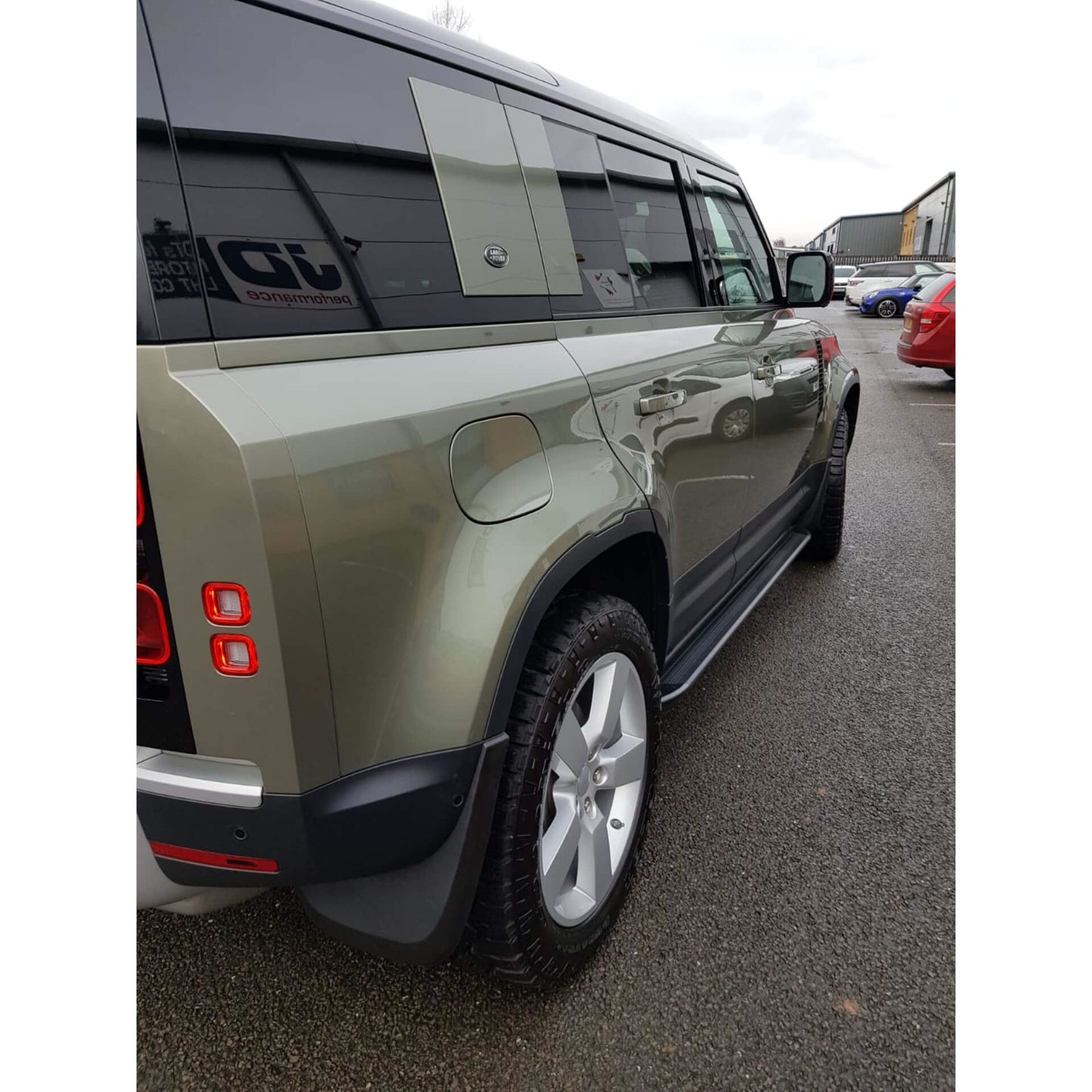Direct4x4 Side Steps and Bars Orca Side Steps Running Boards for the Land Rover Defender 110 2020+
