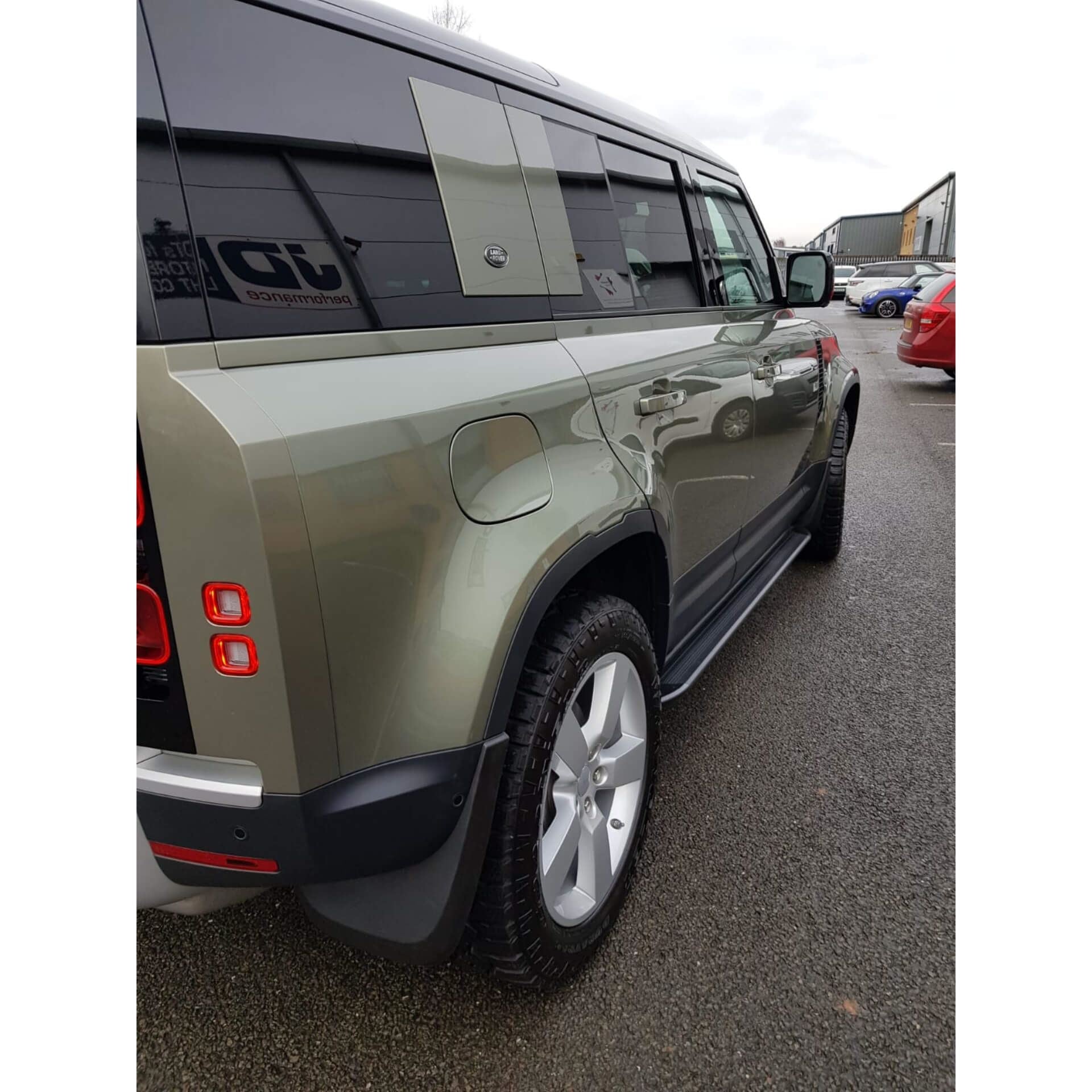 Direct4x4 Side Steps and Bars Orca Side Steps Running Boards for the Land Rover Defender 110 2020+